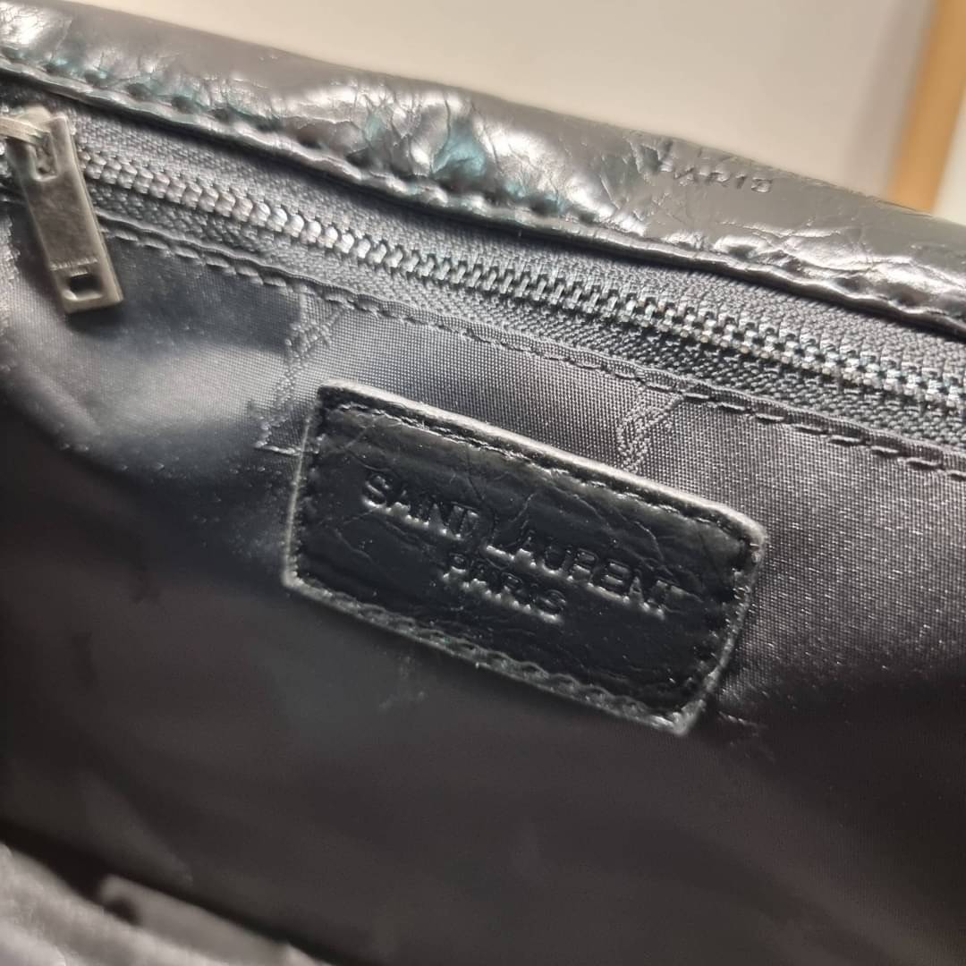 YSL niki baby chain bag in crinkled vintage leather / Yves Saint laurent shoulder bag กระเป๋าสะพายทรงคลาสสิค สุดฮอต ที่ใครๆก็ต้องมีใช้ ดีไซน์เรียบหรู วัสดุหนังลายวินเทจสัมผัสดี