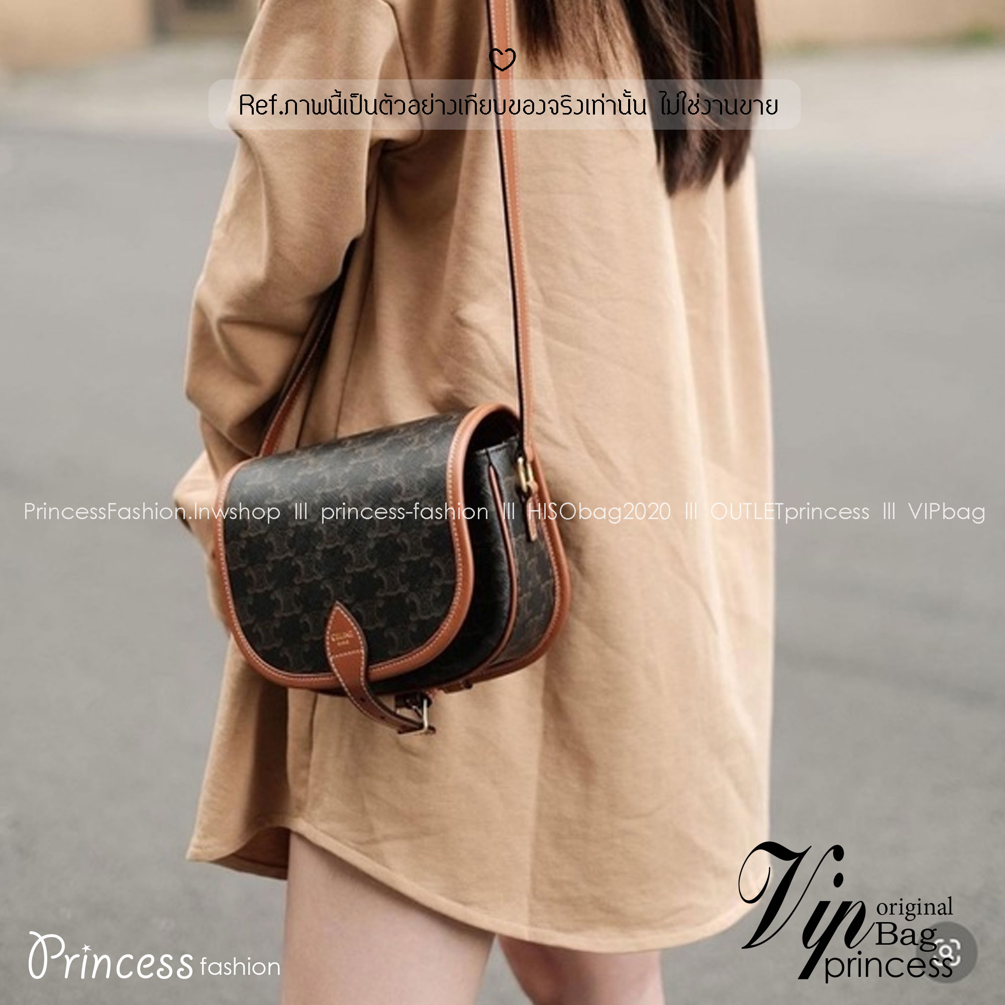 CELINE Folco bag in Triomphe canvas and Leather กระเป๋าสะพายข้าง รุ่นตามหาเข้าเพิ่มเติมสต๊อกพร้อมส่งแล้วค่าสาวๆ รุ่นยอดฮิต ขายดีไม่มีตก ทรงสวยโดดเด่นเป็นเอกลักษณ์ ดีไซน์โค้งมนสวยงาม