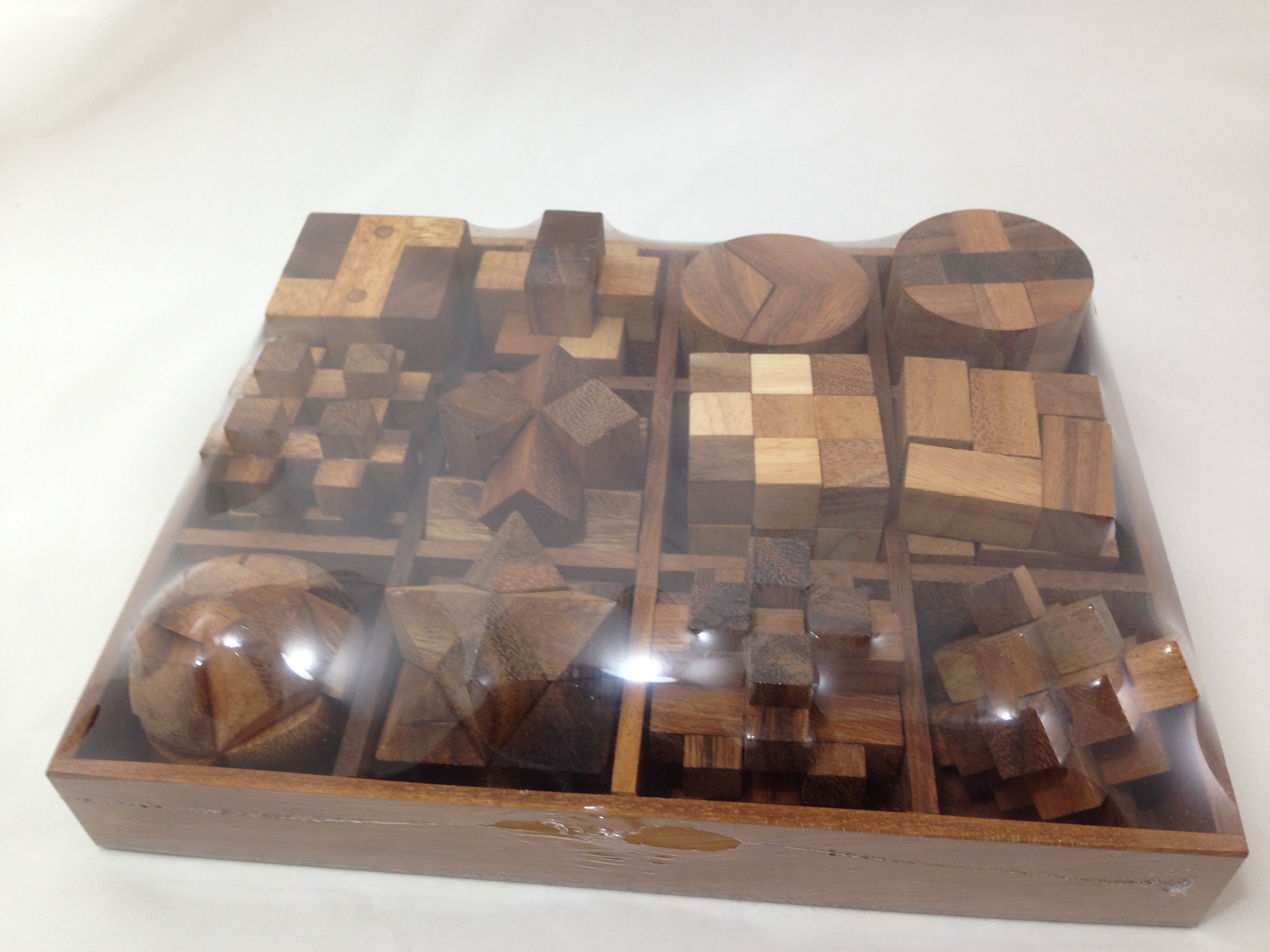 จิ๊กซอไม้รวมมิตร 12 เกม