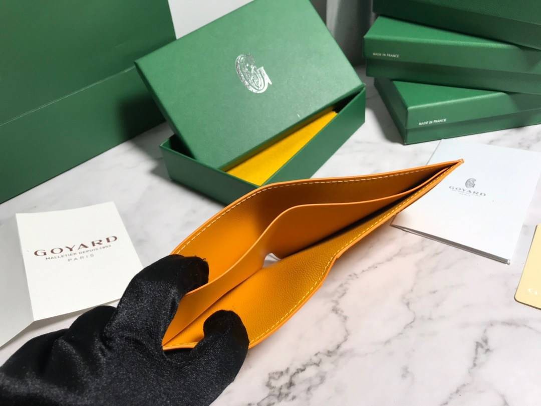 หนังแท้ GOYARD WALLET / GOYARD Victoire Bifold Wallet พร้อมส่งที่ไทย เกรดเทพออริจินอล หนังเกรดดีสุด กระเป๋าสตางค์ผู้ชายใบสั้น พร้อมกล่องเขียวแบรนด์สวยหรู อีกรุ่นที่ยอดขายไม่เคยตก ภาพสินค้าถ่ายจากงานขายจริง ใช้งานต่างประเทศได้เลยค่ะ