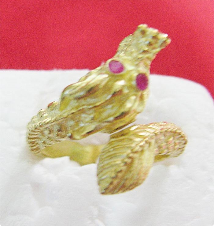 แหวนมังกรทองเหลืองประดับพลอยสีชมพู เจริญรุ่งเรือง โชคลาภวาสนาค่ะ