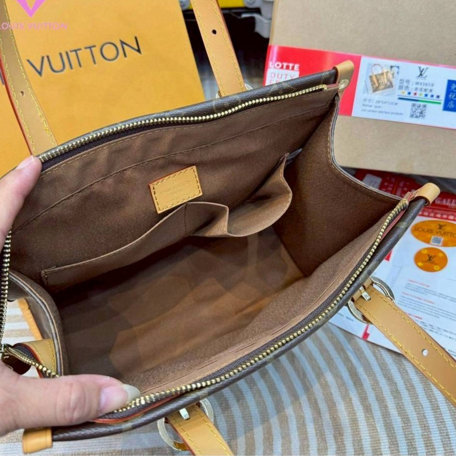 LV Popincourt Haut Tote Bag กระเป๋าทรงโท้ทวินเทจ ที่ใครเห็นต้องเป็นคลั่งรัก คลาสสิค ผู้ดี หรูหราได้ทุกลุค ทุกสไตล์ มาใหม่ในขนาดน่าใช้มากเว่อร์!