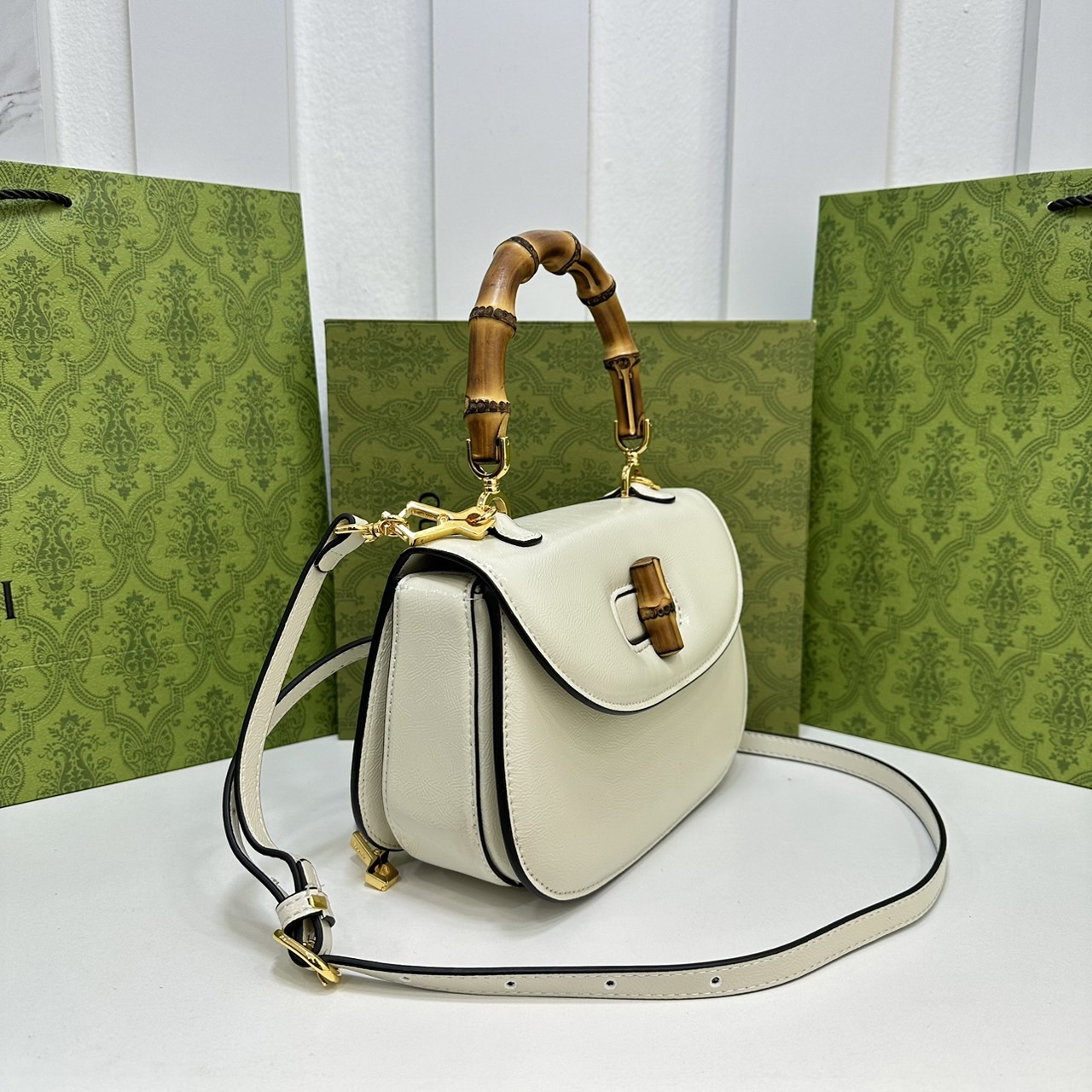 GUCCI BAMBOO 1947 TOP HANDLE BAG กระเป๋าถือ/สะพาย มือจับลายไม้ไผ่หรูหรา เกรดออริ สลับแท้ 1:1 ใช้งานต่างประเทศได้