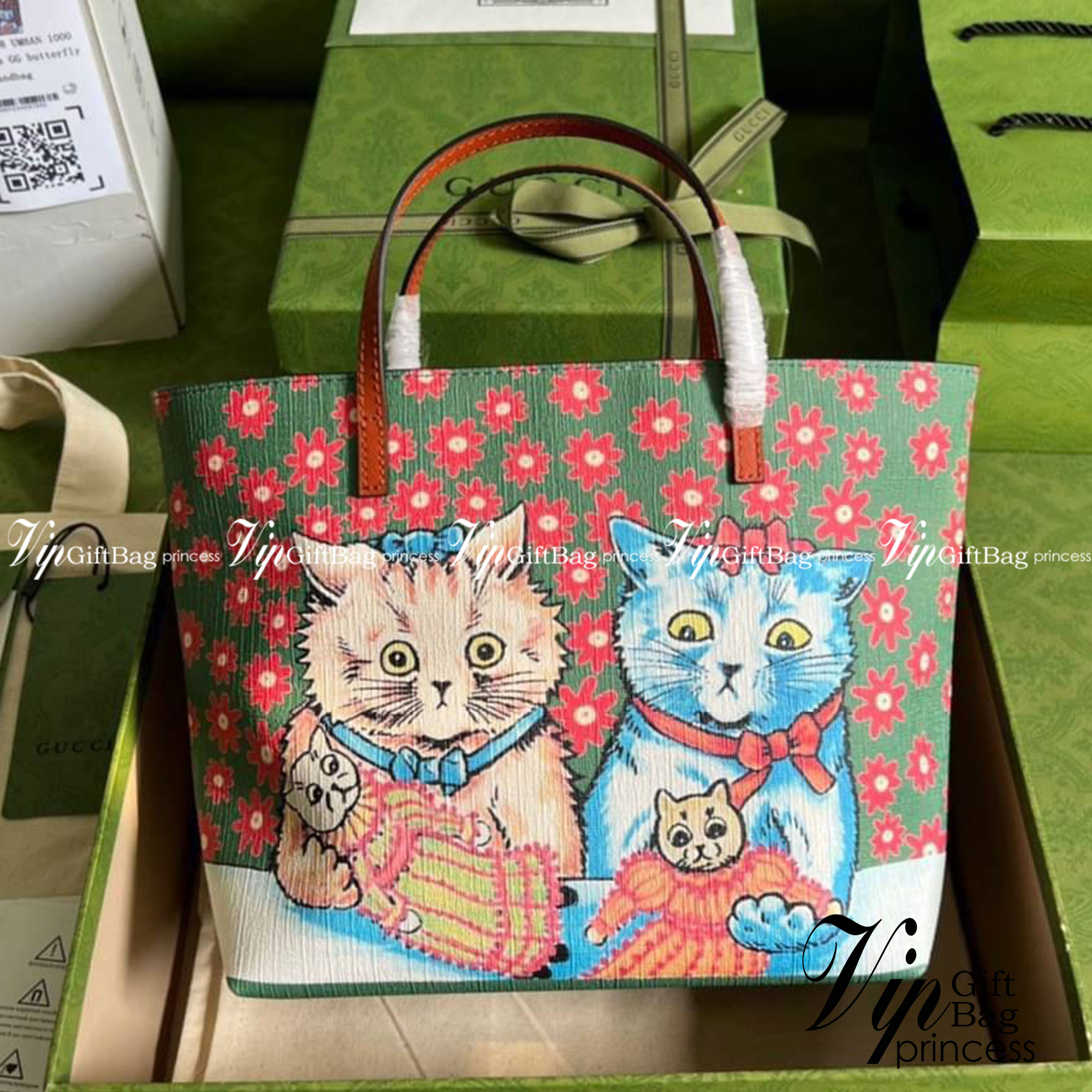 GUCCI Children's kitten print tote bag / Gucci kid tote ลายน้องแมว เกรดเทพออริจินอล วัสดุ Supreme canvas trim ภาพสินค้าถ่ายจากงานขายจริงใช้งานต่างประเทศได้
