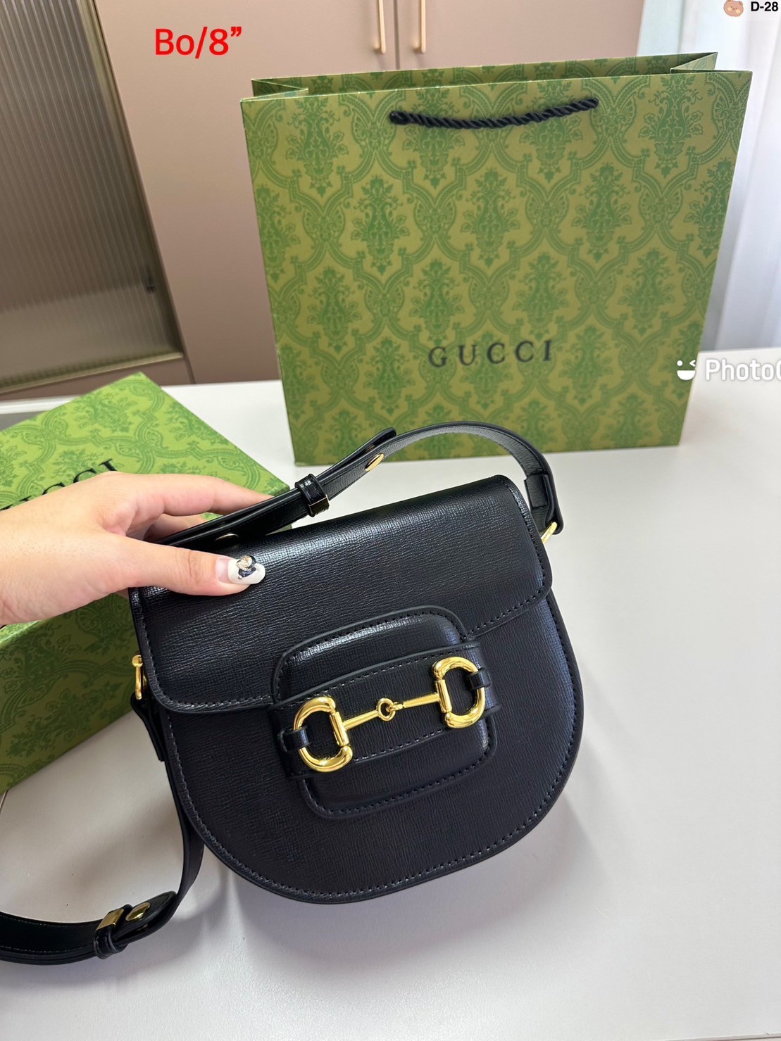 GUCCI HORSEBIT 1955 MINI ROUNDED BAG / GUCCI BAG พร้อมส่งที่ไทย กระเป๋าสะพายสุดคลาสสิค เรียบหรู ดีไซน์ใหม่ลาสุด 2023 **รอบนี้จัดราคาพิเศษสุดคุ้ม งานสวยเกินราคาค่ะ