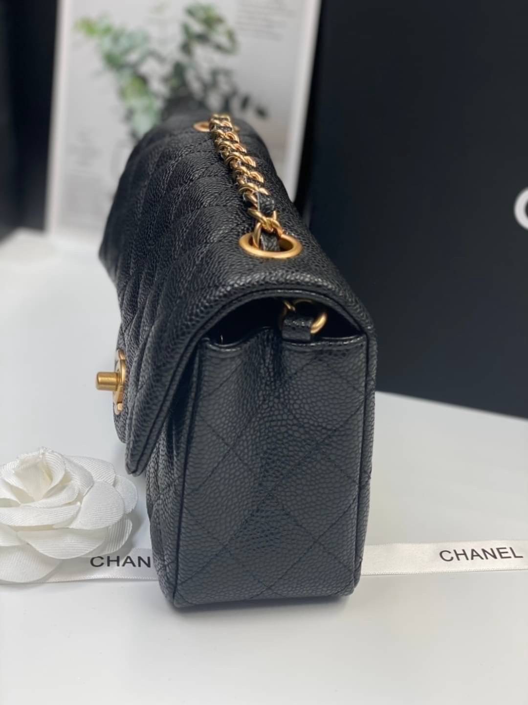 ORI หนังแท้ | Chanel Classic Flap Bag กระเป๋าสะพายรุ่นคลาสสิก สวยหรูอะไหล่สีทองสวยงาม 🤍 เกรดออริจินอล