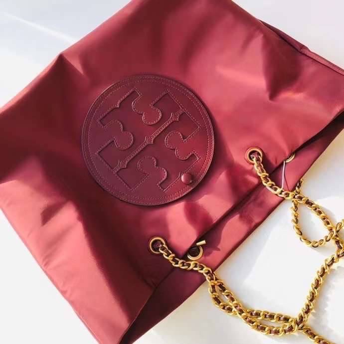TORY BURCH Ella Chain Tote 32cm / TORY TOTE NYLON BAG พร้อมส่ง 4 สี กระเป๋าสะพายทรงโท้ท จุของได้เต็มที่ น้ำหนักเบา รูปทรงคลาสสิคชวนใช้