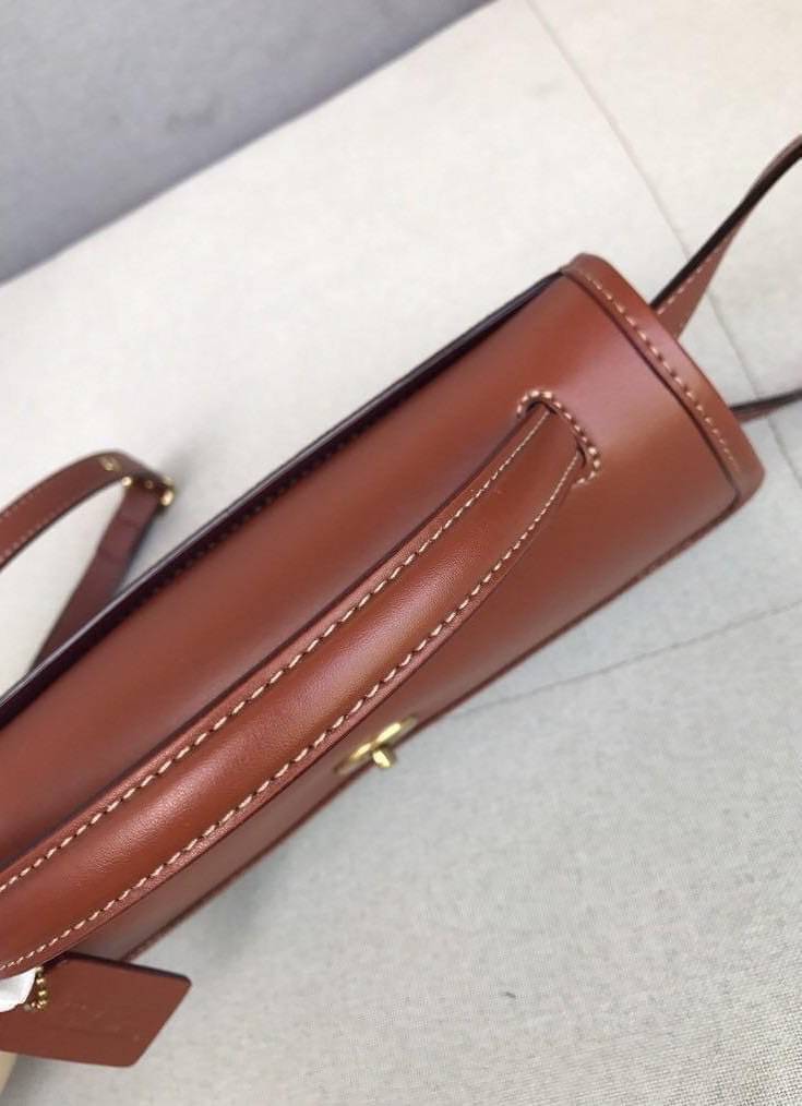 OUTTLET 】Auth Coach 1941 Turnlock Clutch Crossbody Bag พร้อมส่งที่ไทย