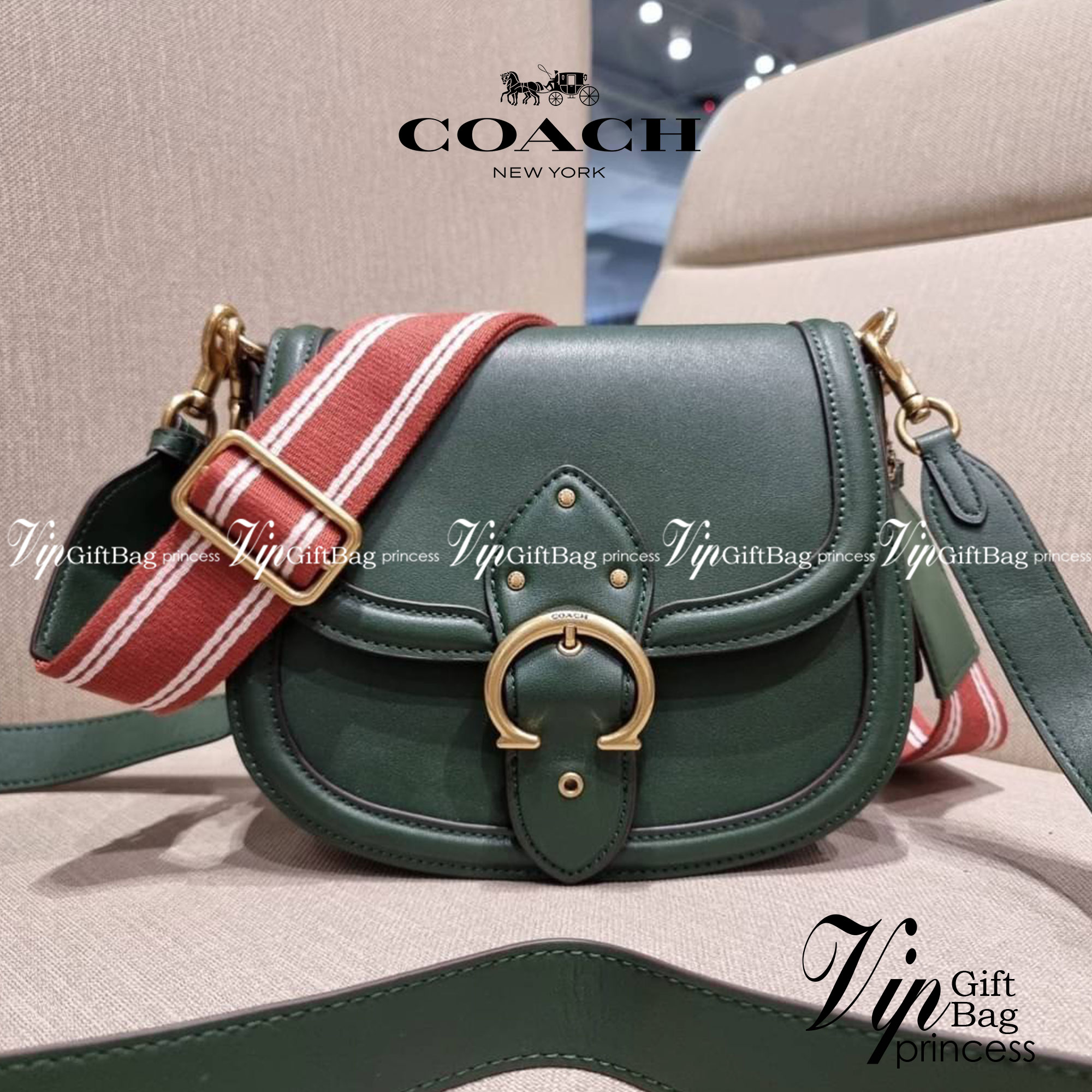 COACH C0749 BEAT SADDLE BAG The best item! ที่สาวๆรอคอย! ฮอตไฟลุก! สีหายาก ละมุนคุณหนู คอลเลคชั่นใหม่ ดีไซน์หรูหรา พิเศษมากๆมาพร้อมสายสะพาย 2 เส้น ใช้คู่กันหรือแยกสะพายก็สวยครบสูตร กระเป๋าสะพายทรง saddle คลาสสิค วัสดุหนัง glove-tanned ทนทาน เปิด-ปิดด้วยกร
