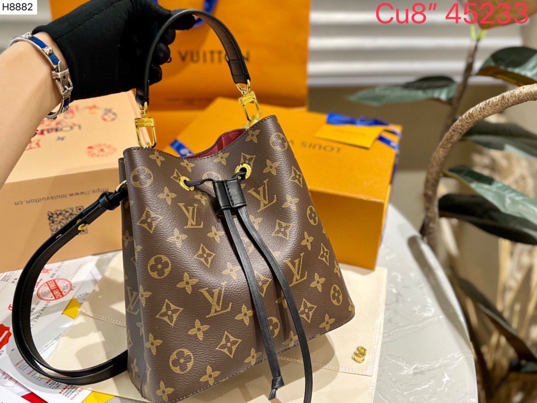 LV Neonoe Monogram Canvas Luxury Leather Handbag / LV Bucket Bag 9" พร้อมส่ง 3 สี กระเป๋าสะพายทรงบัคเก็ตโดดเด่นและเป็นเอกลักษณ์ด้วยการตกแต่งลายพิมพ์เฉพาะ อีกหนึ่งรุ่นท็อปฮิต ที่ไม่มีไม่ได้จริงๆ