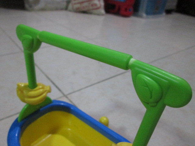 Fisher-Price Amazing Animals Sing and Go Choo-Choo ของเล่นมือสอง