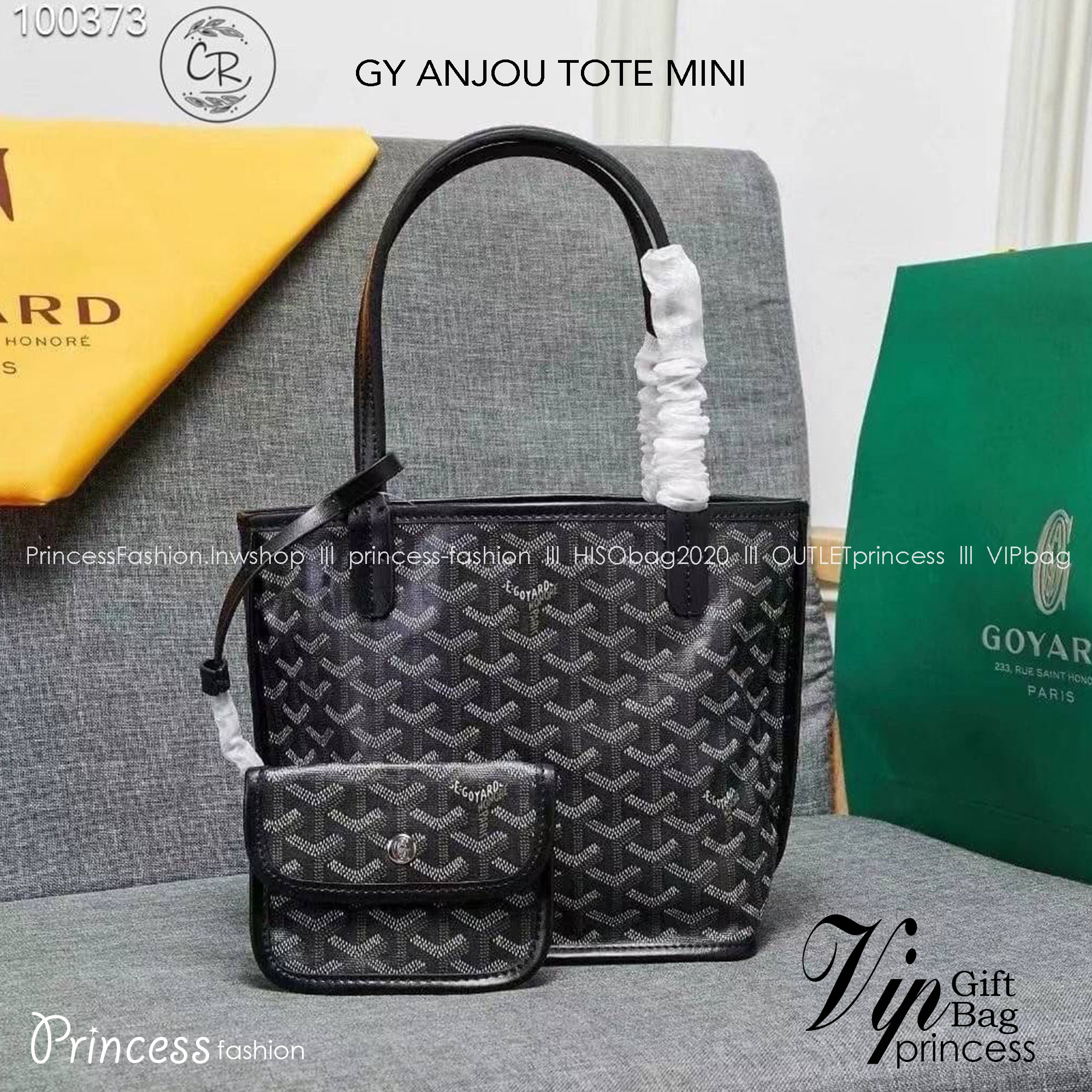 GOYARD ANJOU TOTE MINI ฮอตไอเท็ม กับกระเป๋าสะพายทรงโท้ท ไซส์มินิ กะทัดรัดมาก มาครบสีขายดี เลิศทุกสี รูปทรงคลาสสิค ดีไซน์เป็นเอกลักษณ์ ใช้งานได้หลากหลาย สามารถกลับด้านใช้ได้แบบไม่มีเบื่อ