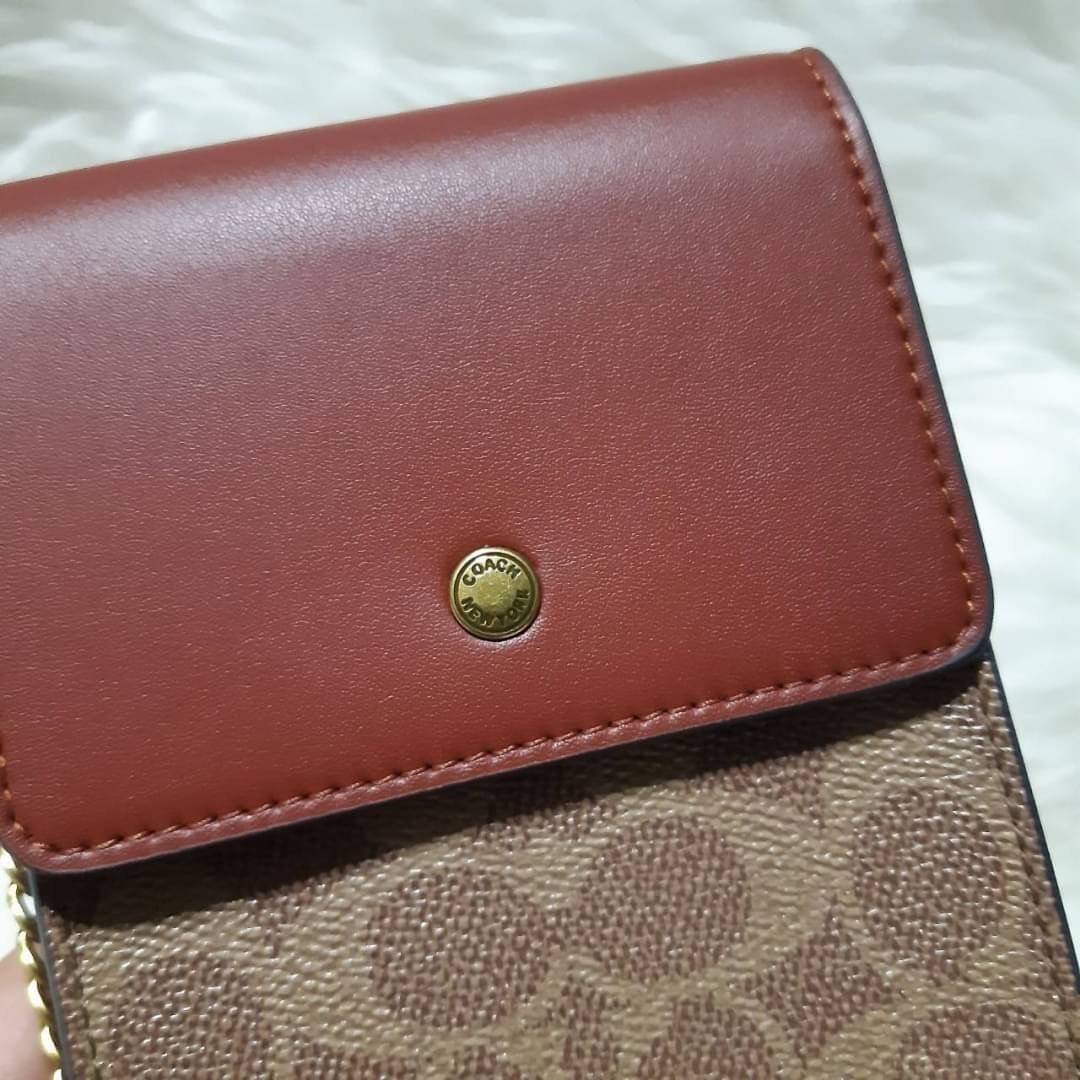 COACH F76357 SNAP PHONE CROSSBODY IN SIGNATURE CANVAS BEST ITEM!! ðâĄïļāļāļĢāļ°āđāļāđāļēāļŠāļ°āļāļēāļĒāđāļāļāļāļāļĢāļ°āļŠāļāļāđ Case phone āđāļŠāđāđāļāļĢāļĻāļąāļāļāđāļĄāļ·āļāļāļ·āļāđāļāđāļāļļāļāļĢāļļāđāļ āļāļĩāđāļāļāđāļĨāļēāļĒāļāļĩāļāļĨāļēāļŠāļŠāļīāļ āļ§āļąāļŠāļāļļāļŦāļāļąāļāđāļāļāļ§āļēāļŠāļāļļāļāļ āļēāļāļāļĩ āļāļēāđāļĨāļ°āļ āļēāļĒāđāļāđāļāđāļāļŦāļāļąāļāļŠāļąāļāđāļāļĢāļēāļ°āļŦāđāđāļĢāļĩāļĒāļ āđāļāļīāļ-āļāļīāļāļāđāļ§āļĒāļāļĢāļ°āļāļļāļĄ āļŠāļēāļĒāļŠāļ°āļāļēāļĒāļĒāļēāļ§āļ