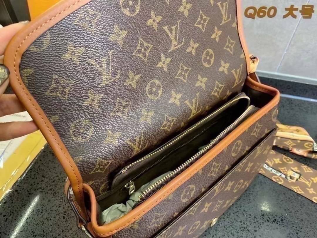 LV Monogram Sologne Crossbody Bag ที่สุดของรุ่นหายากที่จัดเต็มให้แบบฟูลเซ็ท กระเป๋าสะพาย พร้อมน้องหมีห้อย ดีไซน์น่ารักน่าใช้