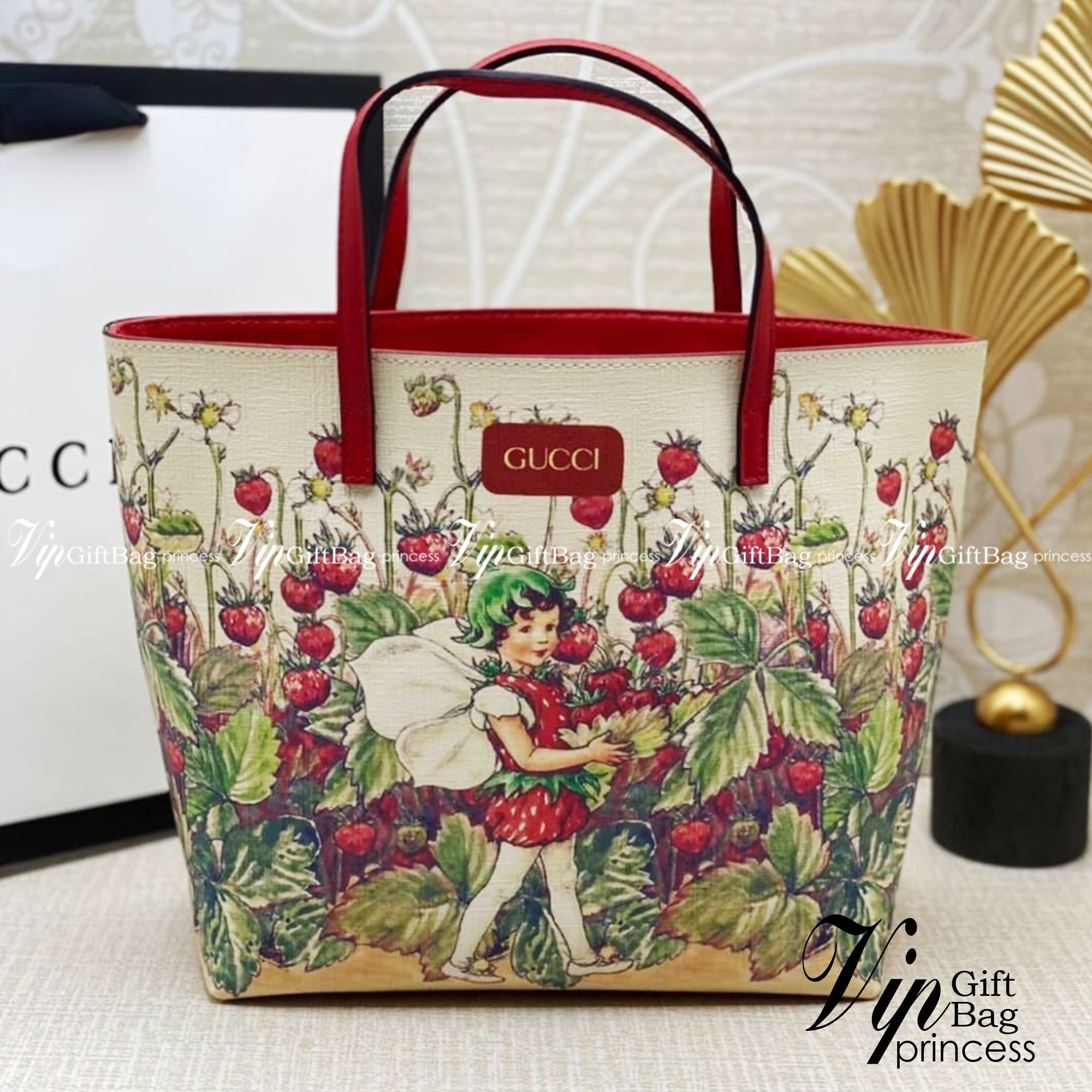GUCCI Children's top-handle bag with tree faires print / Gucci kid tote เกรดออริจินอล วัสดุ Light pink Supreme canvas ภาพสินค้าถ่ายจากงานขายจริงใช้งานต่างประเทศได้