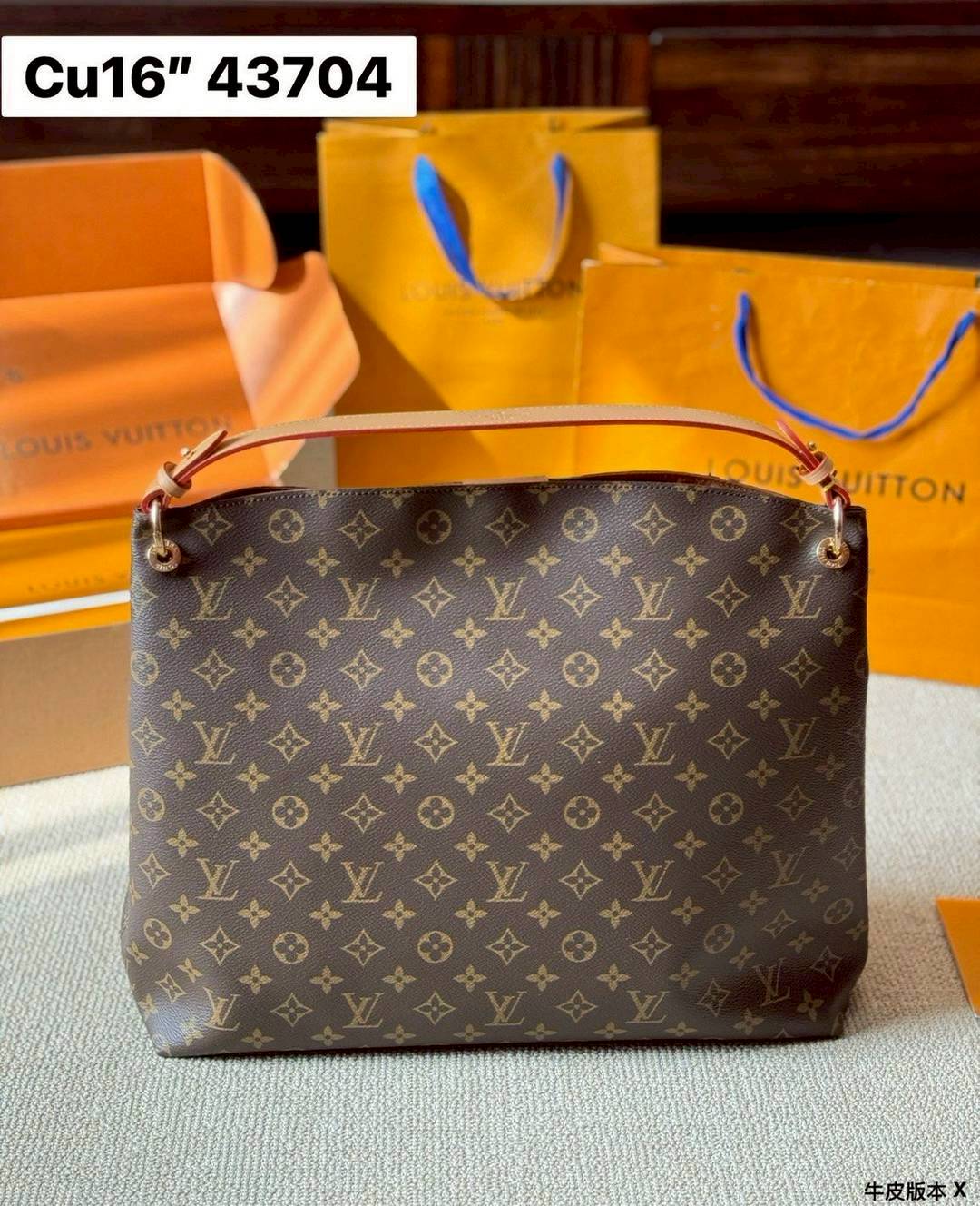 LV Graceful MM Monogram Canvas กระเป๋าสะพายทรงโท้ทใบใหญ่จุใจ จุของได้แบบสบายๆ ดีไซน์ใหม่เรียบหรูดูแพง ที่ฮอตที่สุดในตอนนี้ สะพายไปเที่ยวต่างจังหวัดคือดีงามมากจ้า