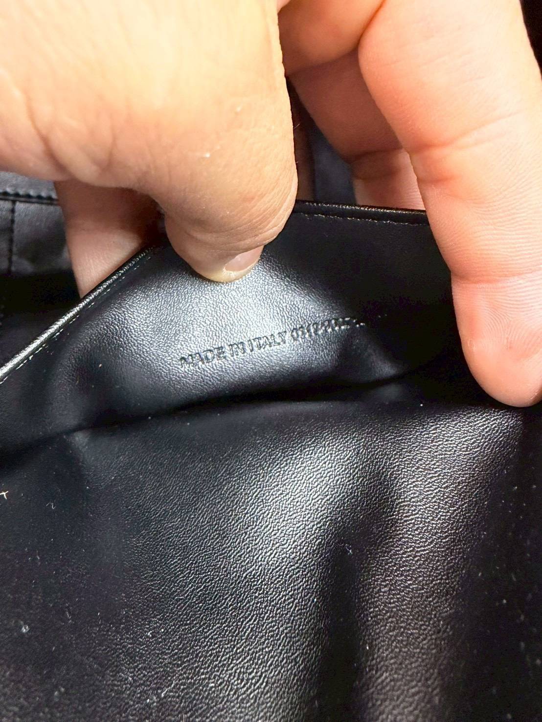 ORI หนังแท้ | Balenciaga Carry All Hampton Bag / Balenciaga Tote Bag 33cm กระเป๋าสะพายทรงโท้ท ภายในโล่งกว้าง ดีไซน์เรียบง่าย เรียบหรู