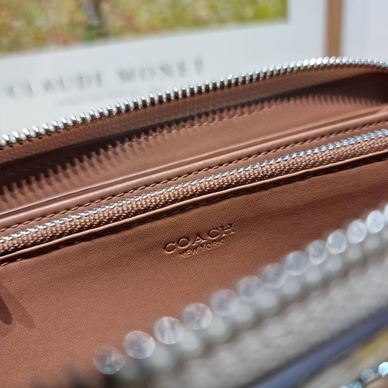 COACH LONG ZIP AROUND WALLET WITH FLORAL PRINT CJ373 / CR930 กระเป๋าสตางค์ใบยาวลายดอกไม้สดใส เกรดท็อปออริ เกรดดีสุด สลับแท้ 1:1 ใช้ต่างประเทศได้