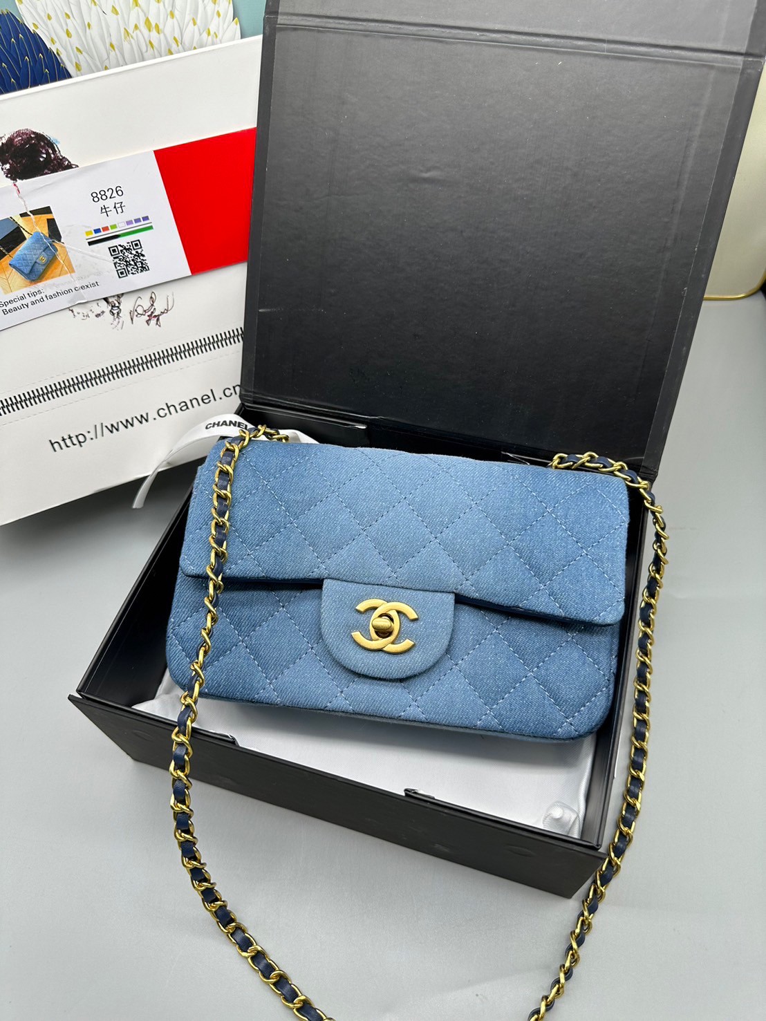 8" CHANEL Flap Bag Denim / Chanel Classic Handbag Blue Washed Denim & Gold-Tone Metal กระเป๋าทรงคลาสสิคเดนิม