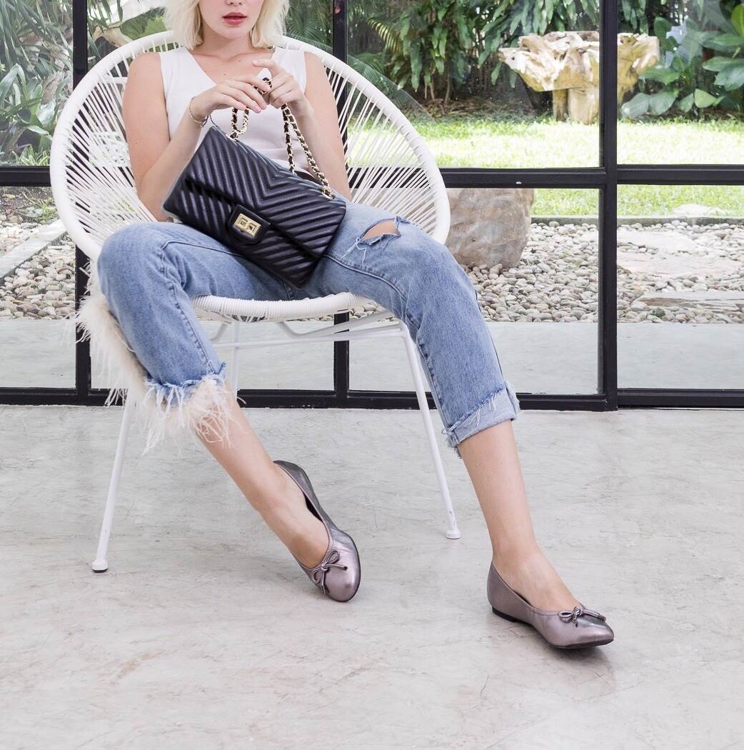 ใหม่ล่าสุด ตามคำเรียกร้อง Ballet_KEEPSHOES รองเท้า ส้น Flat 1 cm. หนังแกะทั้งคู่ ใส่นิ่ม เดินสบาย เหมาะกับทุกวัน 😁 >หนังแกะแท้ นิ่มสบายเท้า ( Import sheepskin ) >ซับหนังแท้ด้านในอย่างดี ระบายอากาศไม่มี กลิ่นอับ ไม่เหม็นเท้า ด้วย Technology N