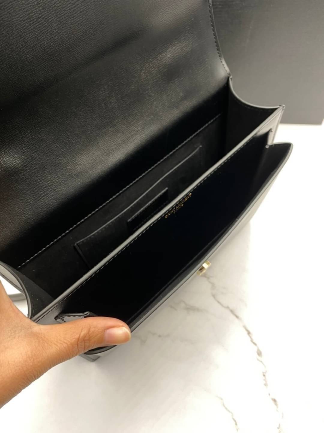 หนังแท้ YSL SAINT LAURENT SUNSET MEDIUM IN SMOOTH LEATHER SHOULDER BAG - BLACK