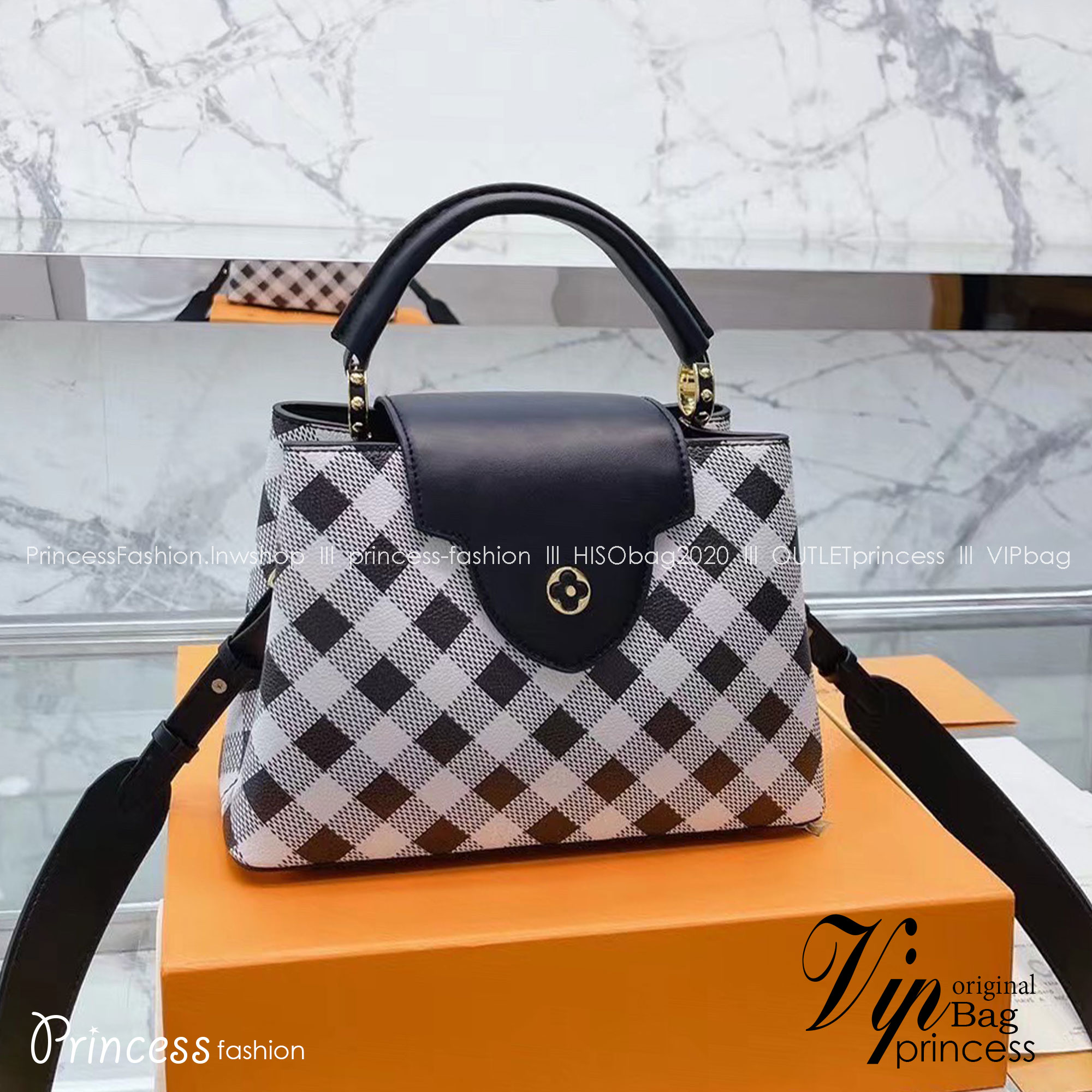 LV Capucines BB Vichy handbag / LV Bag พร้อมส่ง กระเป๋าถือสุดหรู ดีไซน์ทรงคลาสสิค ดีงามม้ากกกก!! มาพร้อมหูจับในตัว **ราคาพิเศษสุดคุ้ม งานสวยเกินราคา