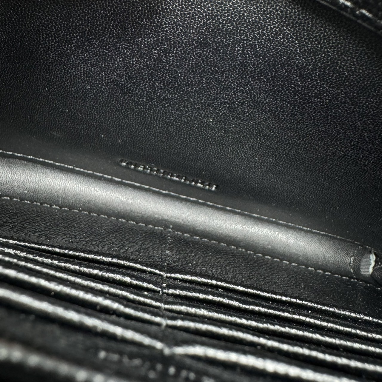 YSL Woc 9 Wallet on chain / YSL Clutch Bag 9" กระเป๋าสะพายรุ่นยอดนิยม เกรดหนังคาเวียร์สวยเต็มใบ เกรดออริ 1:1 ใช้งานต่างประเทศได้