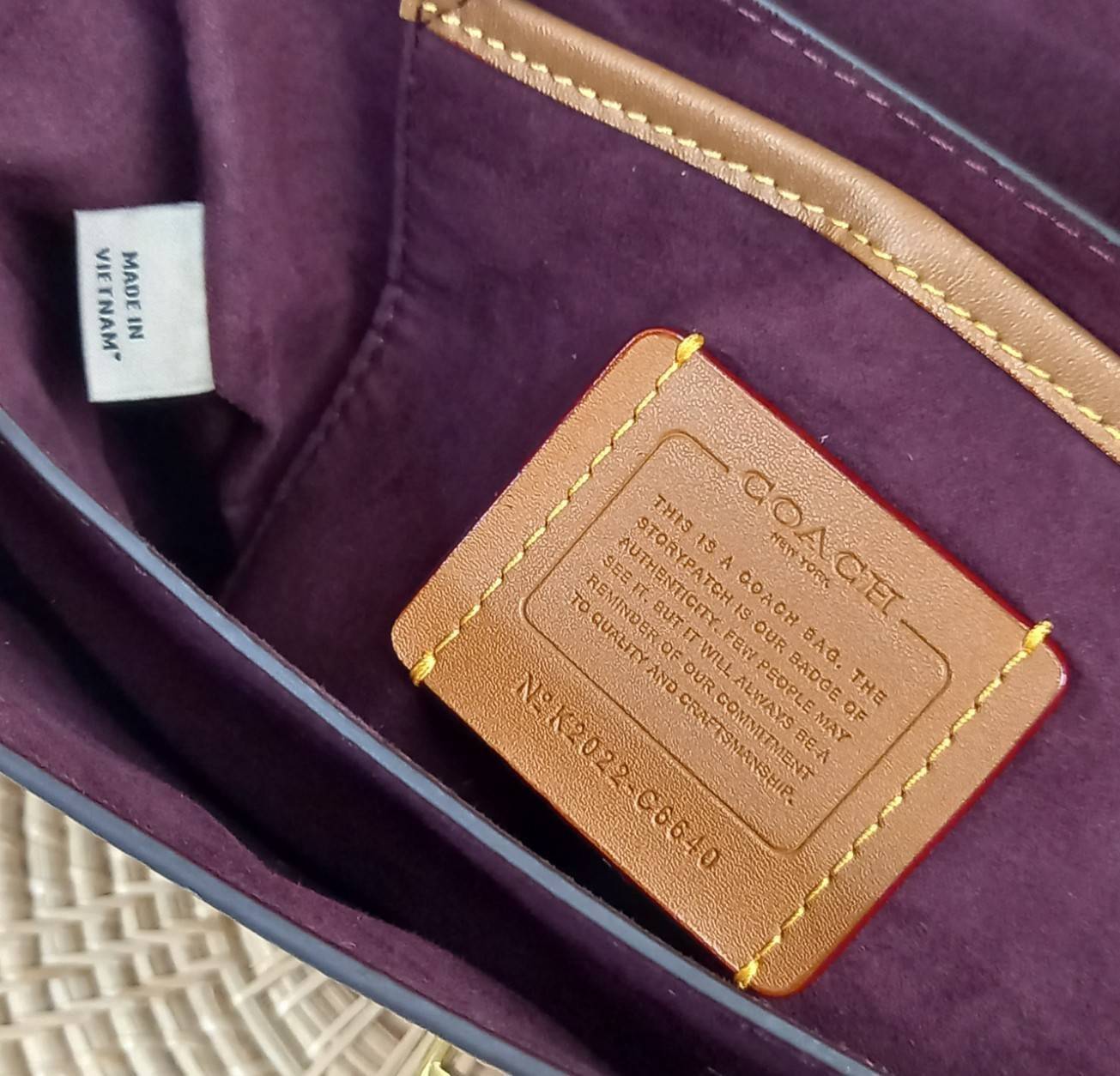 COACH CROCODILE EMBOSSED LEATHER STUDIO SHOULDER BAG (COACH C6640)🌺เอาซิ๊!!ใครอดใจไหวให้รู้ไป!! สวยตาแตก!! ปรับลุคให้ดูแพง แบบไม่ปรานีกันล่ะคราวนี้!// กระเป๋าถือ กระเป๋าสะพาย อีกหนึ่งคอลเลคชั่นสุดตะลึงตา หรูหรา! เวอร์วังอลังสร้าง! ที่ดูแพงม๊ากก!!/