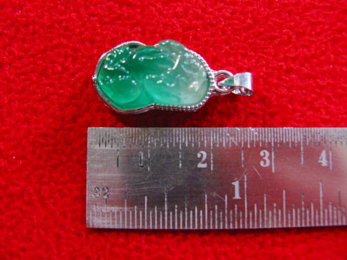 สินค้าหมดค่ะ สร้อยคอจี้หยกคางคกสามขาป้องกันสิ่งชั่วร้าย(เสริมดวงคนเกิดปีมะเมีย ปี2557)แบบ3ค่ะ