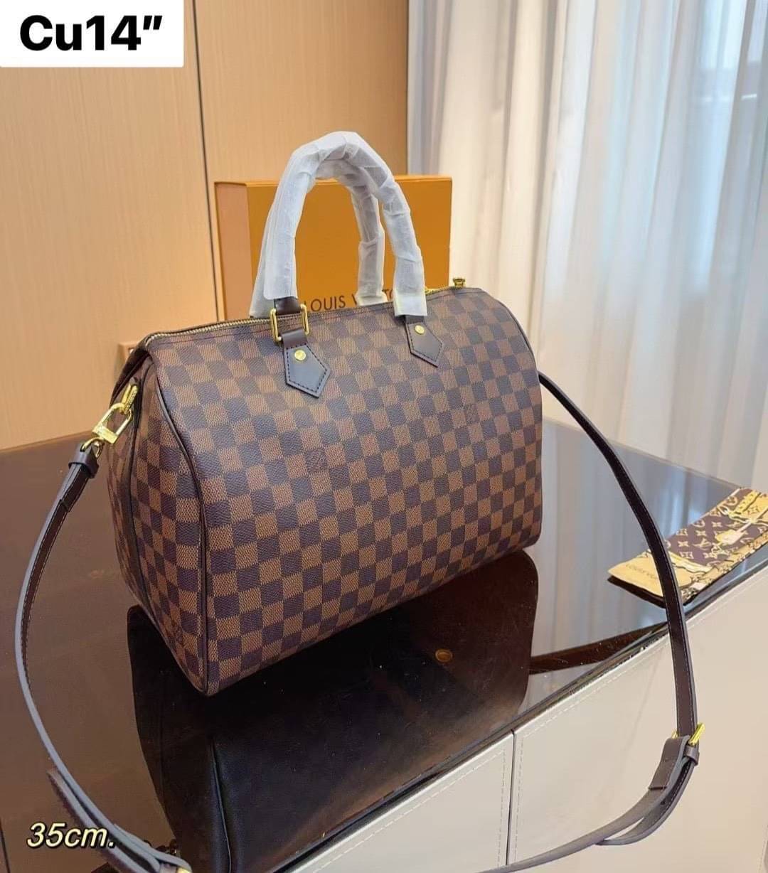 LV Speedy Bandoulière 35 bag กระเป๋าสะพายทรงหมอน ใบใหญ่จุของได้เยอะ รุ่นท็อปฮิต รูปทรงสวยตลอดกาล