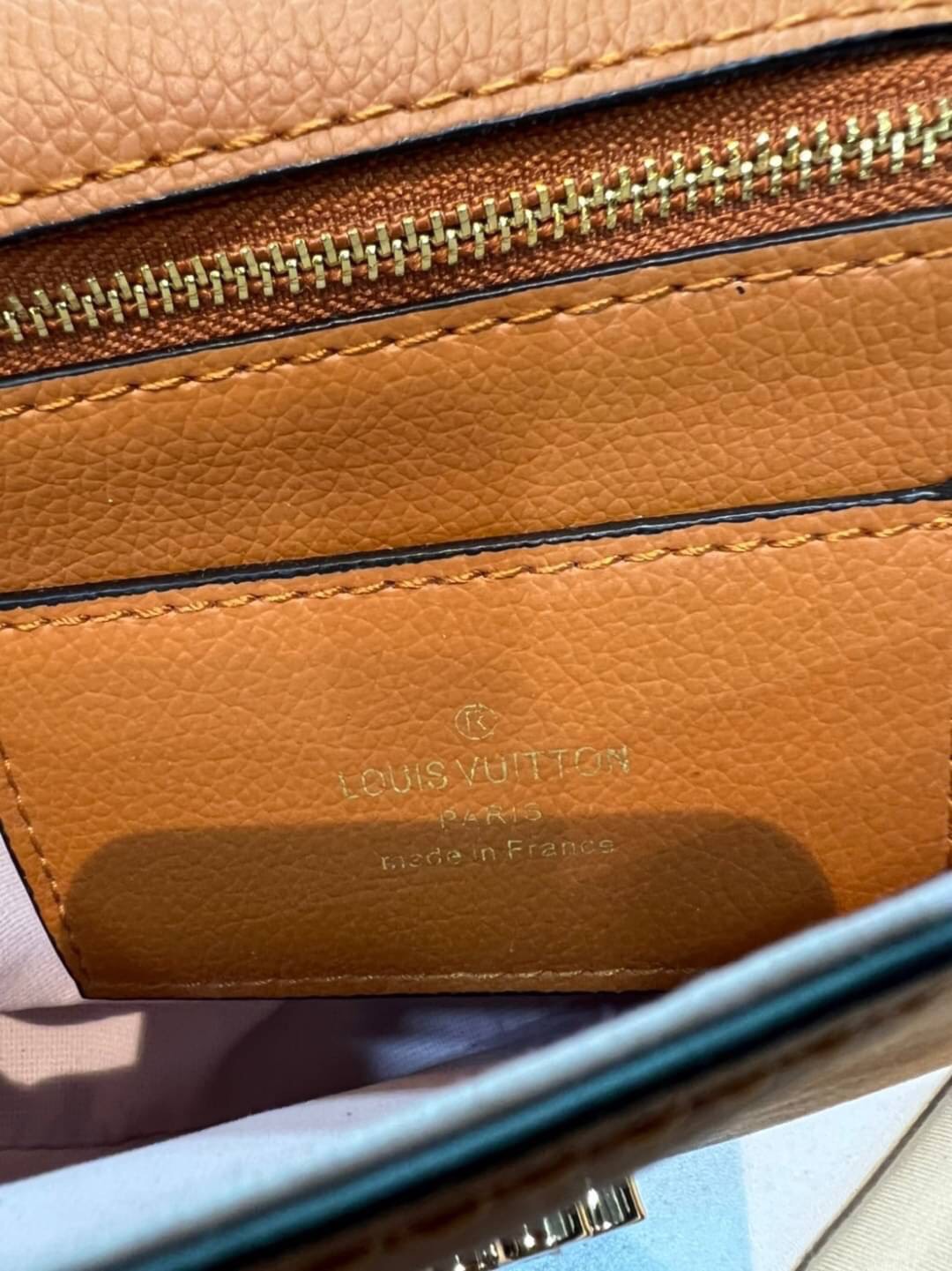 VIP 】หนังแท้ Louis Vuitton Crossbody & Shoulder Bag พร้อมส่งที่ไทย 4 สี