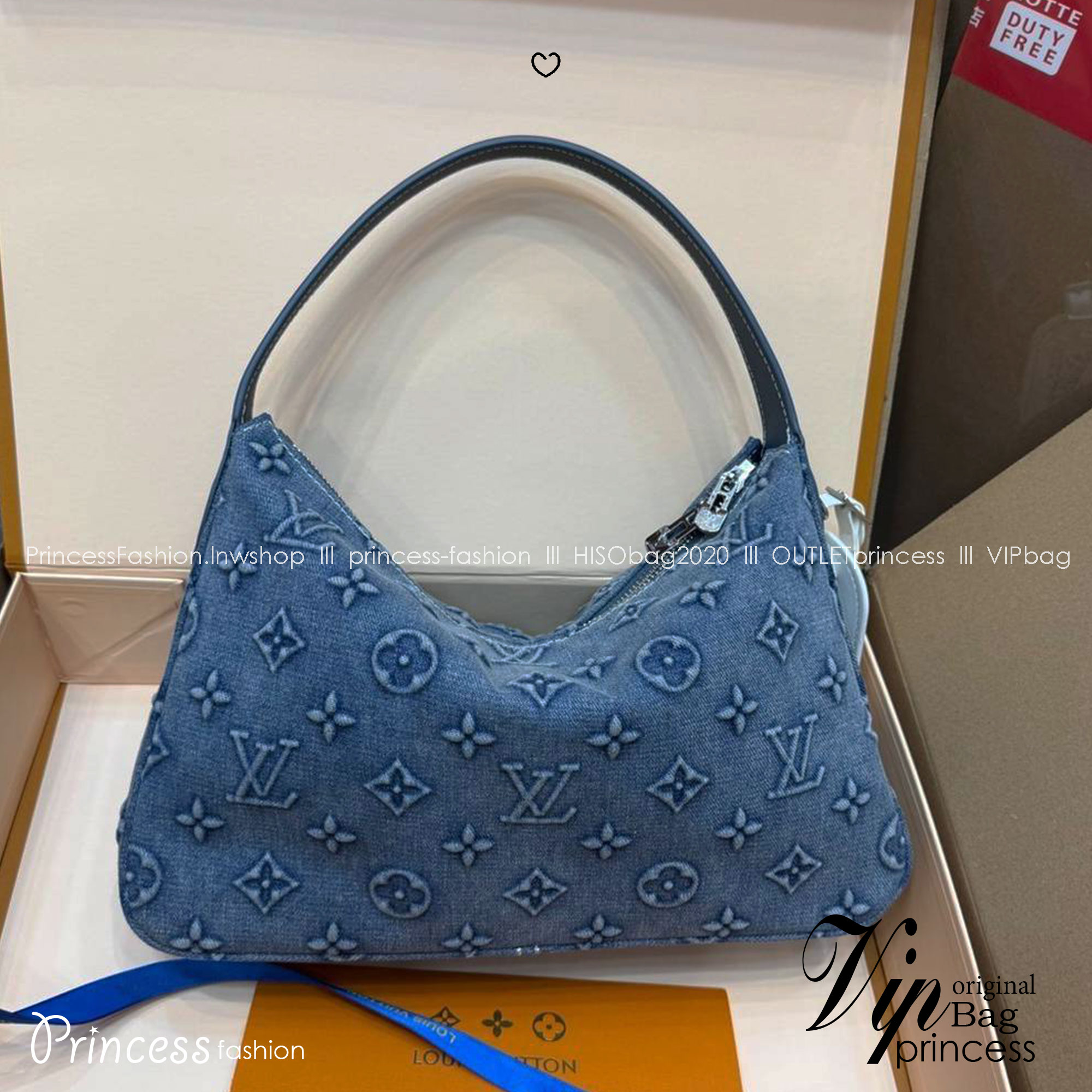LV Slouchy PM Monogram Denim Bag กระเป๋าทรงโฮโบ ใหม่ล่าสุด ที่ใครๆก็ต้องมี ด้วยรูปทรงคลาสสิคและใช้งานง่าย ในดีไซน์สุดชิคเดนิมปั้มนูนคมชัดสวยดูลัคชู