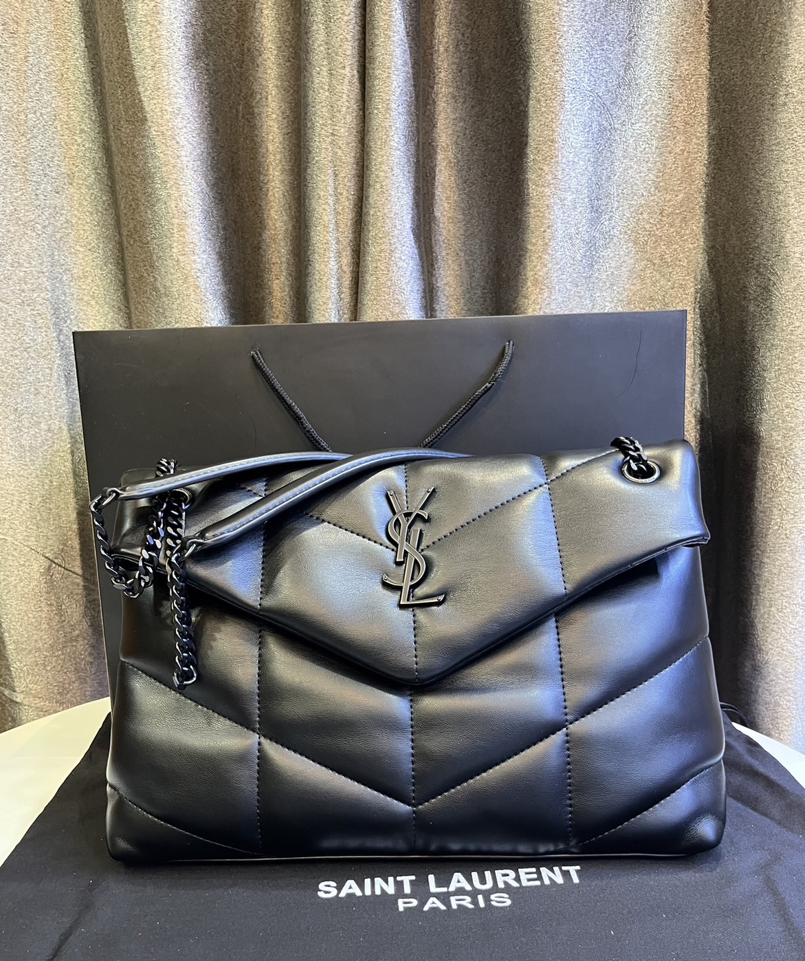 YSL PUFFER MEDIUM IN NAPPA LEATHER 35cm กระเป๋าสะพาย เกรดหนังสวยเต็มใบ เกรดออริ 1:1 ใช้งานต่างประเทศได้