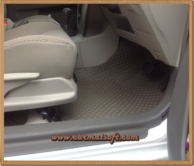 พรมปูพื้นรถยนต์Toyota Vios ปี2007-12 พรมกระดุม สีน้ำตาล เต็มคัน