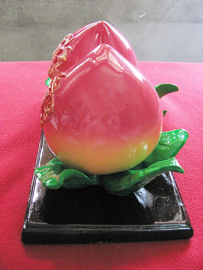 สินค้าหมดค่ะ ลูกท้อมงคล อายุยืน ป้องกันโรคภัย(แบบใหญ่)ค่ะ