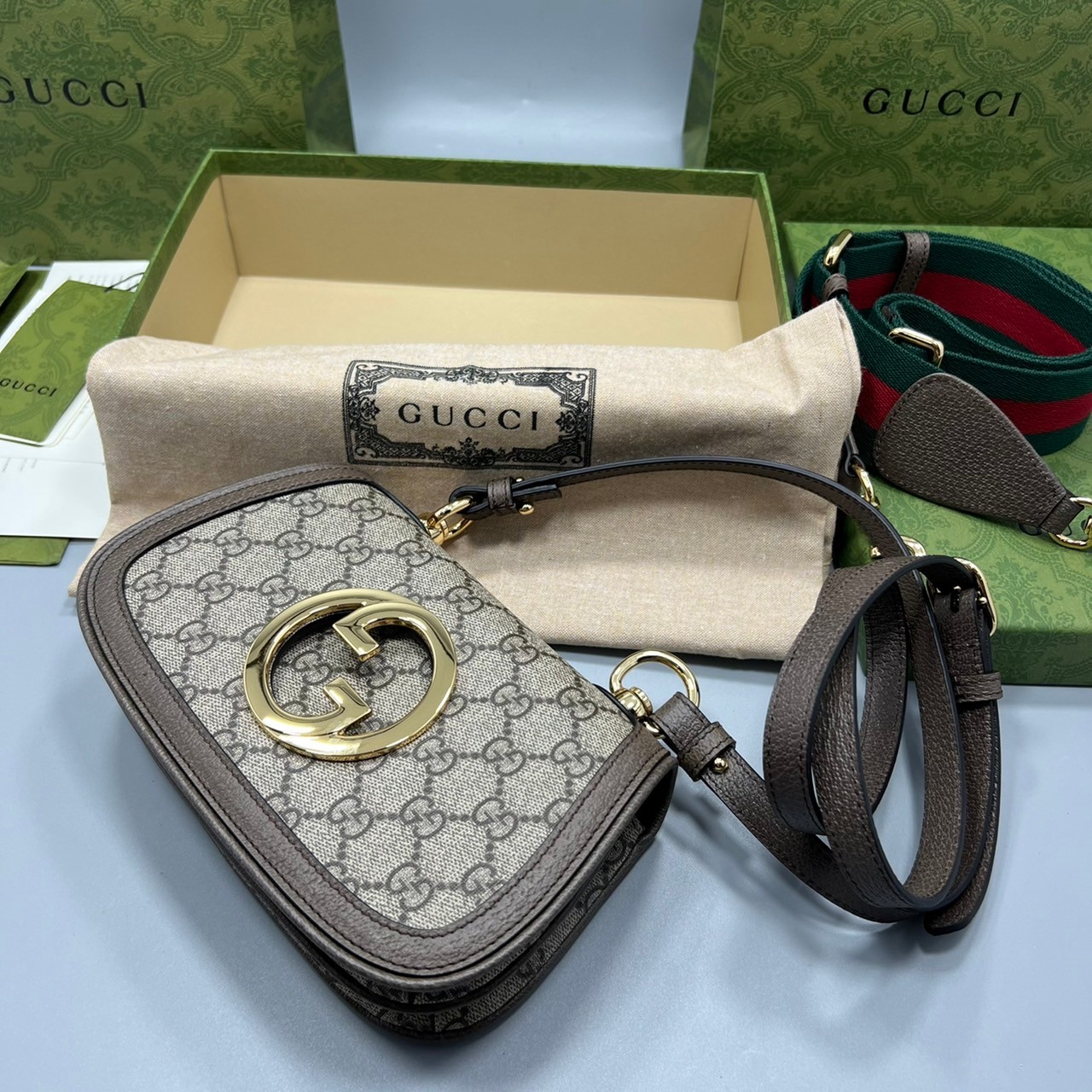 GUCCI Blondie mini shoulder bag เกรดเทพออริจินล หนังแท้และแคนวาสอย่างดี ภาพถ่ายจากงานขายจริง ใช้งานต่างประเทศได้ ผ่านทุก ตม