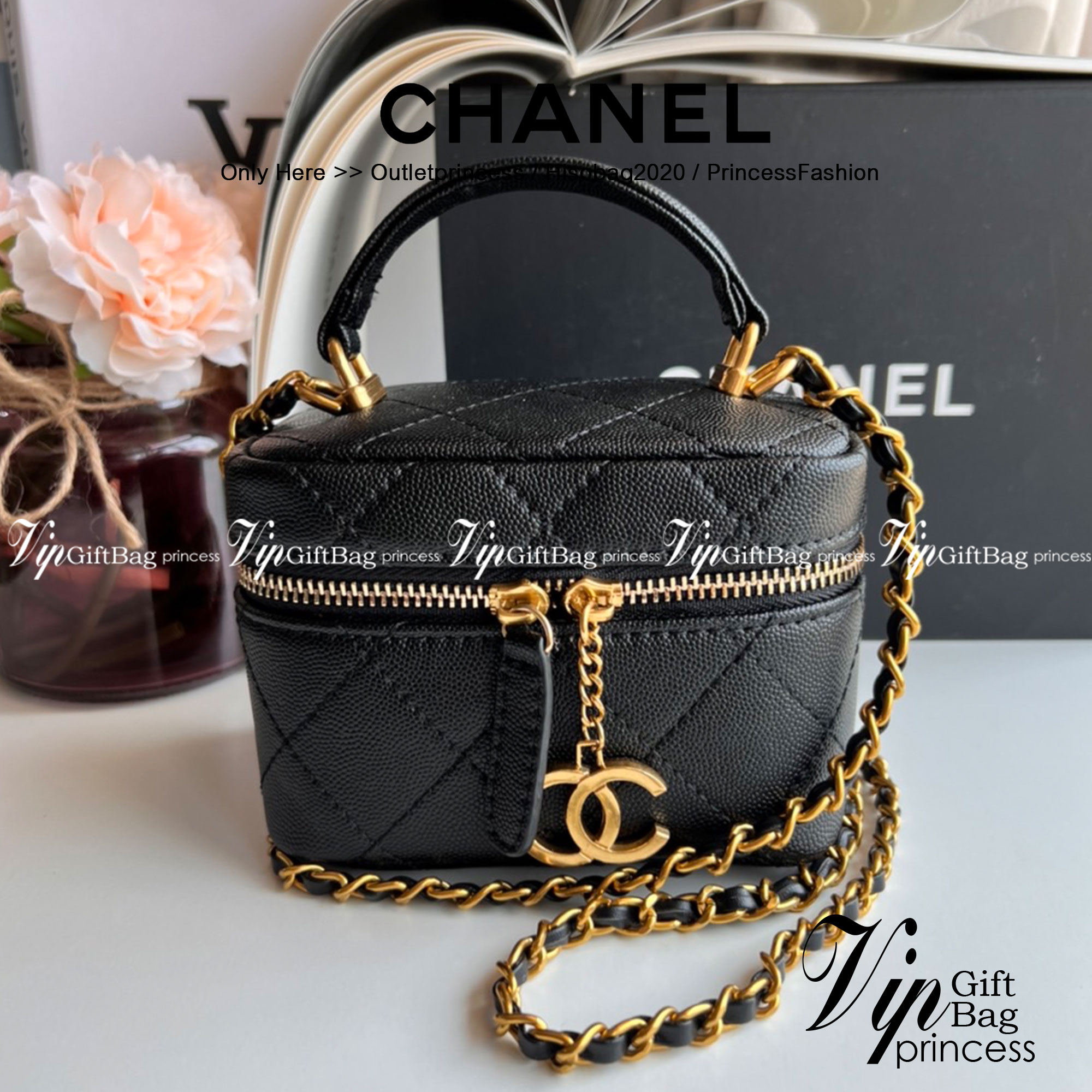 หนังแท้ Chanel Micro Bag / CHANEL Small Vanity Case Caviar Leather / Chanel vanity chain mini พร้อมส่งที่ไทย กระเป๋าสะพายข้างขนาดเล็กน่ารัก ดีไซน์คลาสสิคเรียบหรูเข้ากับทุกลุ๊คแบบไม่มีเอ้าท์ ไอเท็มนี้แนะนำสวยน่าใช้ ไม่ควรพลาดเลยค่าา