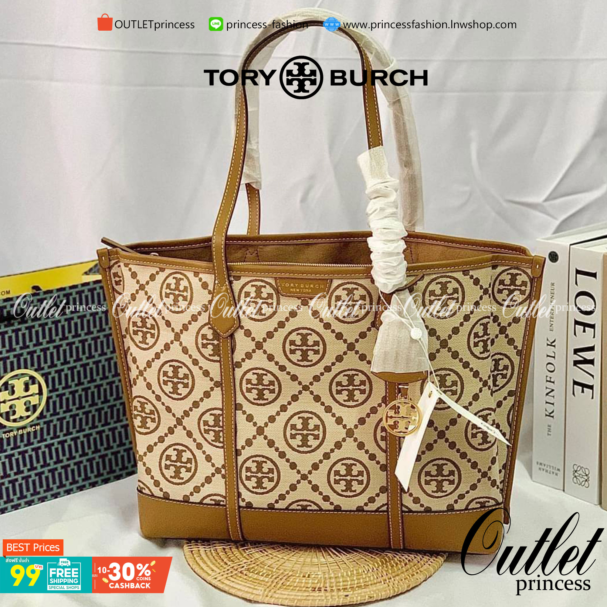 OUTLET 】หลงรักใบใหญ่ ได้ไปไม่ผิดหวังแน่นอนจร้าา😘 TORY BURCH T MONOGRAM JACQUARD TOTE BAG กลับมาอีกครั้ง พร้อมสีออกใหม่! พร้อมส่งค่ะ! กระเป๋าหิ้ว//สะพายไหล่ ใบใหญ่ แต่น้ำหนักเบา วัสดุJacquardทอลายแบรนด์+หนังแท้ ได้ลงตัวและร่วมสมัยมากๆค่ะ มีป้ายอะไห