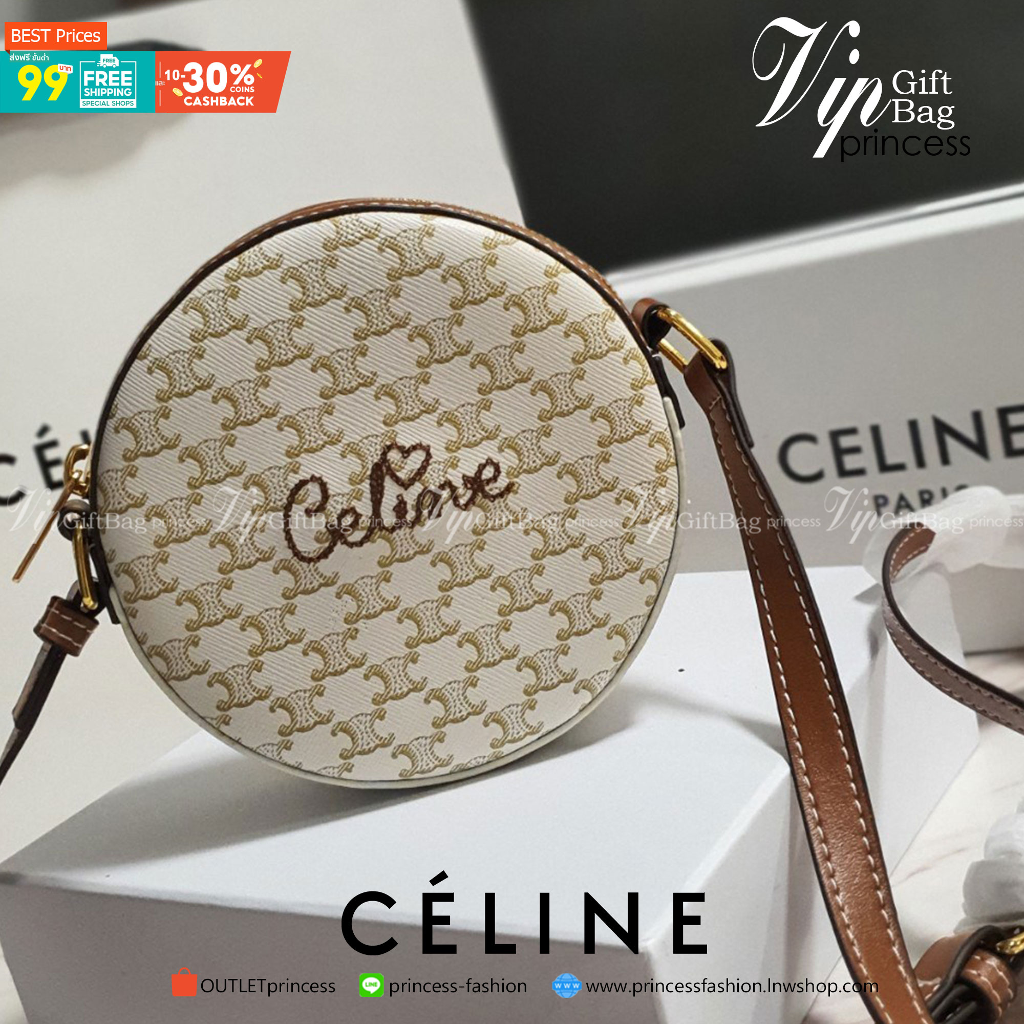 CELINE CROSSBODY BAG VIP GIFT WITH PURCHASE (GWP) พรีเมี่ยมกิ๊ฟ Limited Edition จาก PERFUME DUTYFREE COUNTER กระเป๋าทรงครอสบอดี้ ใบกลมเล็กน่ารัก วัสดุหนังทั้งใบ ตกแต่งด้วยโลโก้แบรนด์ปักเลื่อมด้านหน้า ด้านในเปิดปิดด้วยซิป มีช่องใส่ของจุกจิก ใส่ iphone(เล็ก