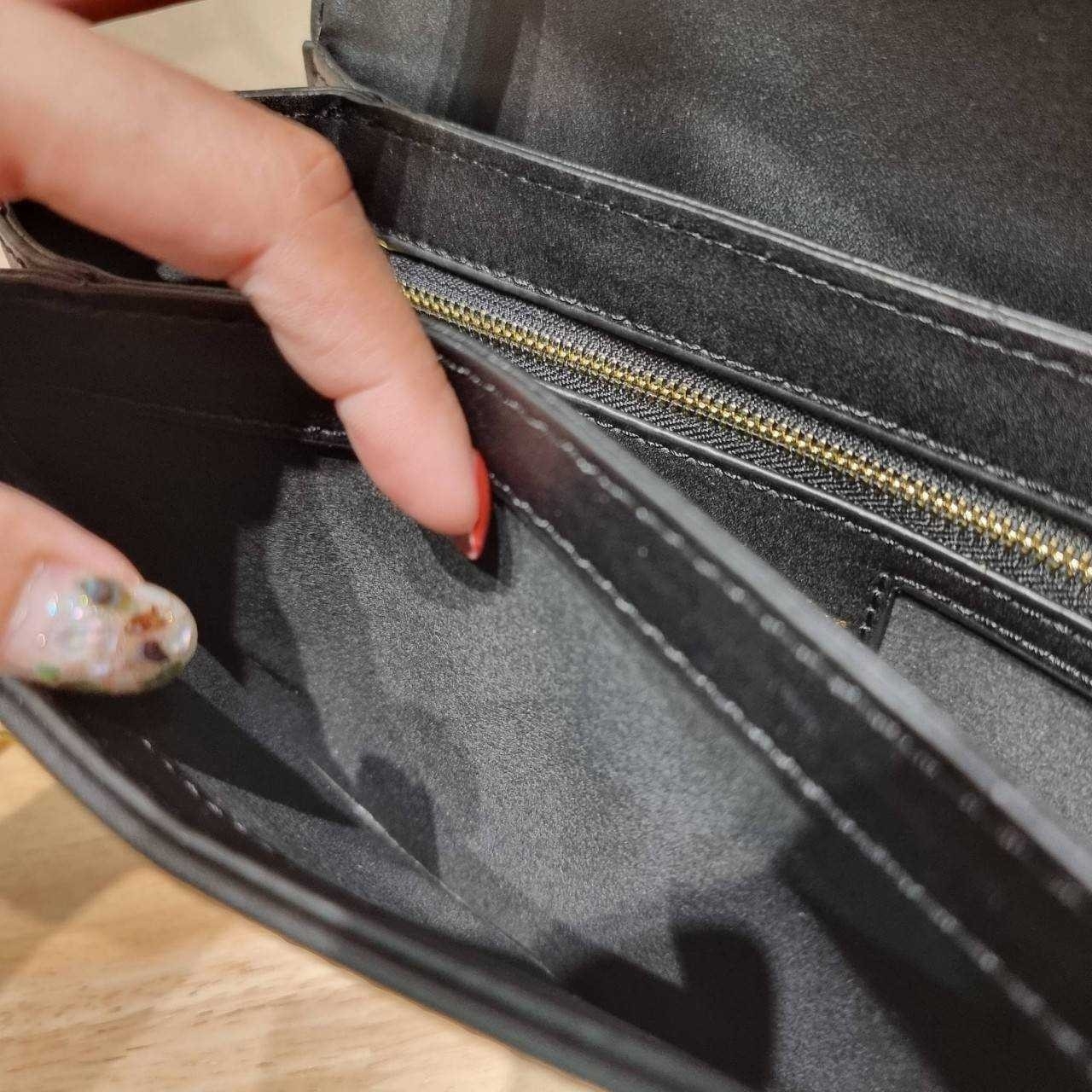 CD SIGNATURE BAG WITH STRAP กระเป๋าสะพายซิกเนเจอร์ ไอเท็มมาแรง ที่สวยแซ่บไม่มีไม่ได้เลย เกรดออริ 1:1 ใช้งานต่างประเทศได้