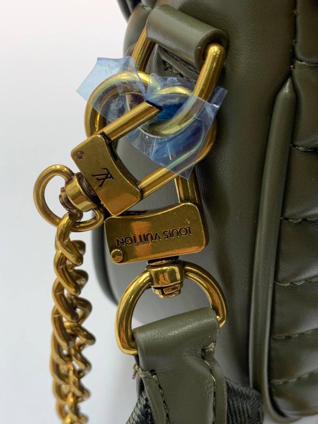 VIP GIFT 】LOUIS VUITTON NEW WAVE MULTI-POCHETTE (4colors)