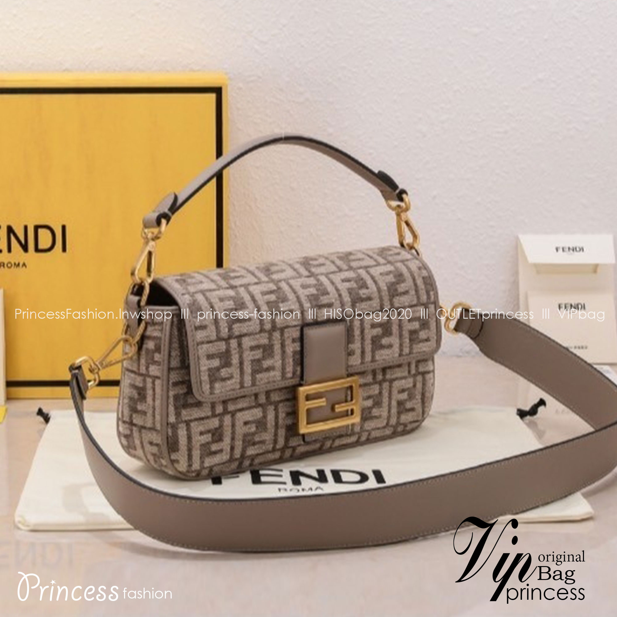 FENDI Baguette Dove grey FF tapestry fabric bag / FENDI Bag พร้อมส่ง กระเป๋าสะพายทรงแบคเกตต์ ดีไซน์ลวดลายมี texture หรูหราโดดเด่นน่าใช้ **สินค้าเกรดออริจินอล 1:1 สลับแท้