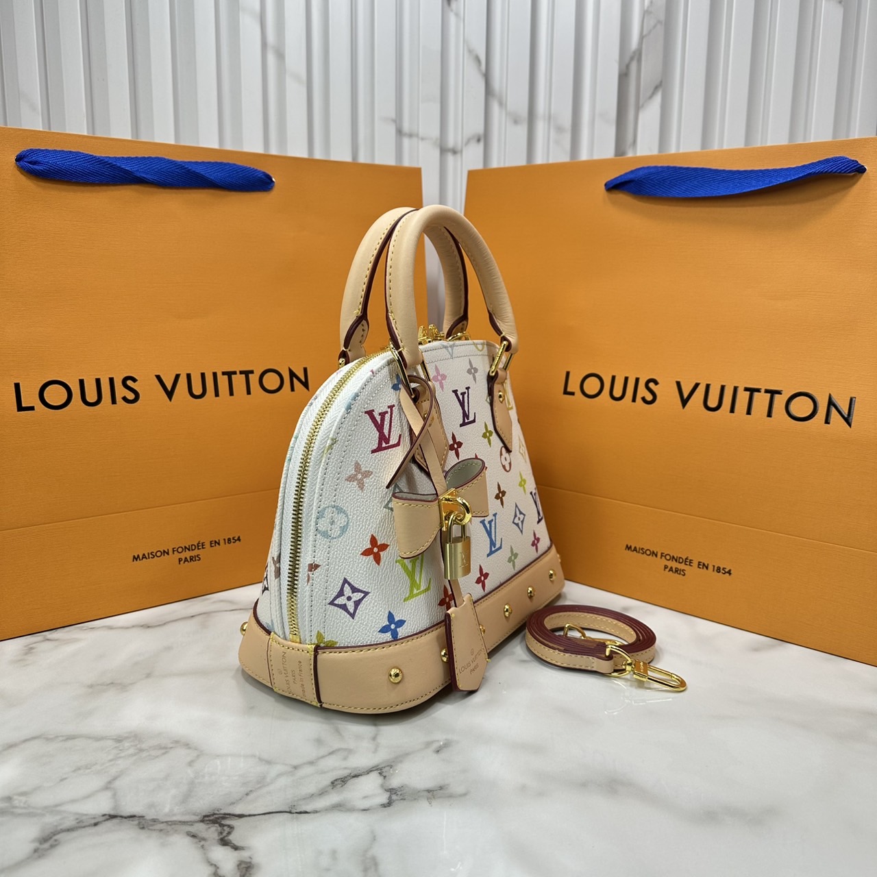 ORI หนังแท้ | LV x TM Alma BB Multicolored Monogram Keybell กระเป๋าสะพายทรงอัลม่าที่ใครเห็นต้องเป็นหลงรัก คอลใหม่ดีไซน์เฉดสีสันสดใส