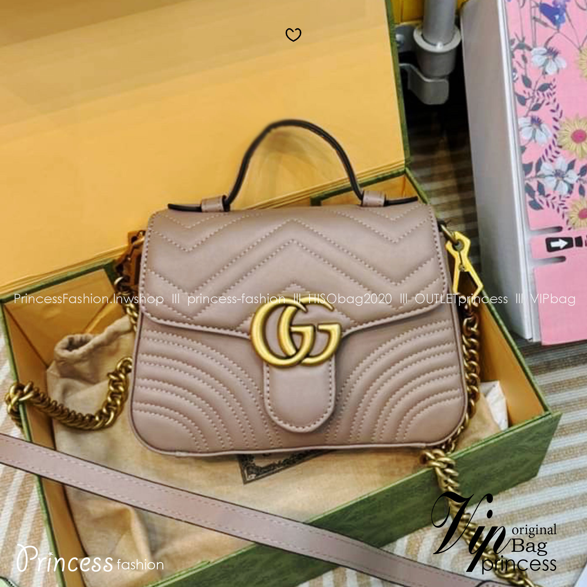 GUCCI GG Marmont mini top handle bag กระเป๋าสะพายข้างรุ่นคลาสสิค ดีไซน์ใหม่พร้อมหูจับในตัว ใช้งานง่าย สายสะพายยาวถอดได้ ถือออกงานก็ปัง สะพายเป็น Every Look ก็เลิศมาก สวยหรูดูแพง อัพลุคได้สบายๆ