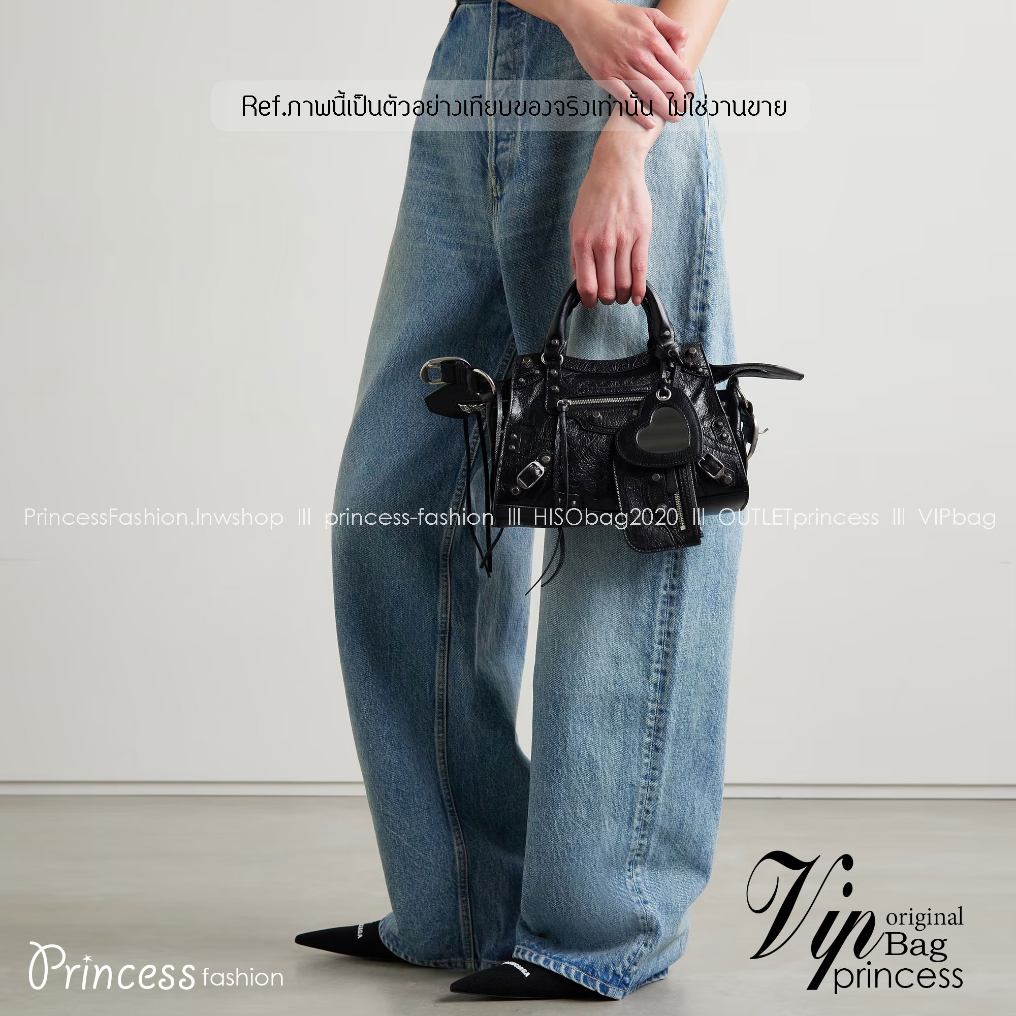 Balenciaga Neo Cagole XS Handbag in black Arena กระเป๋าสะพายรุ่นยอดนิยม สวยเท่ เกรดออริ 1:1 สลับแท้ ใช้งานต่างประเทศได้