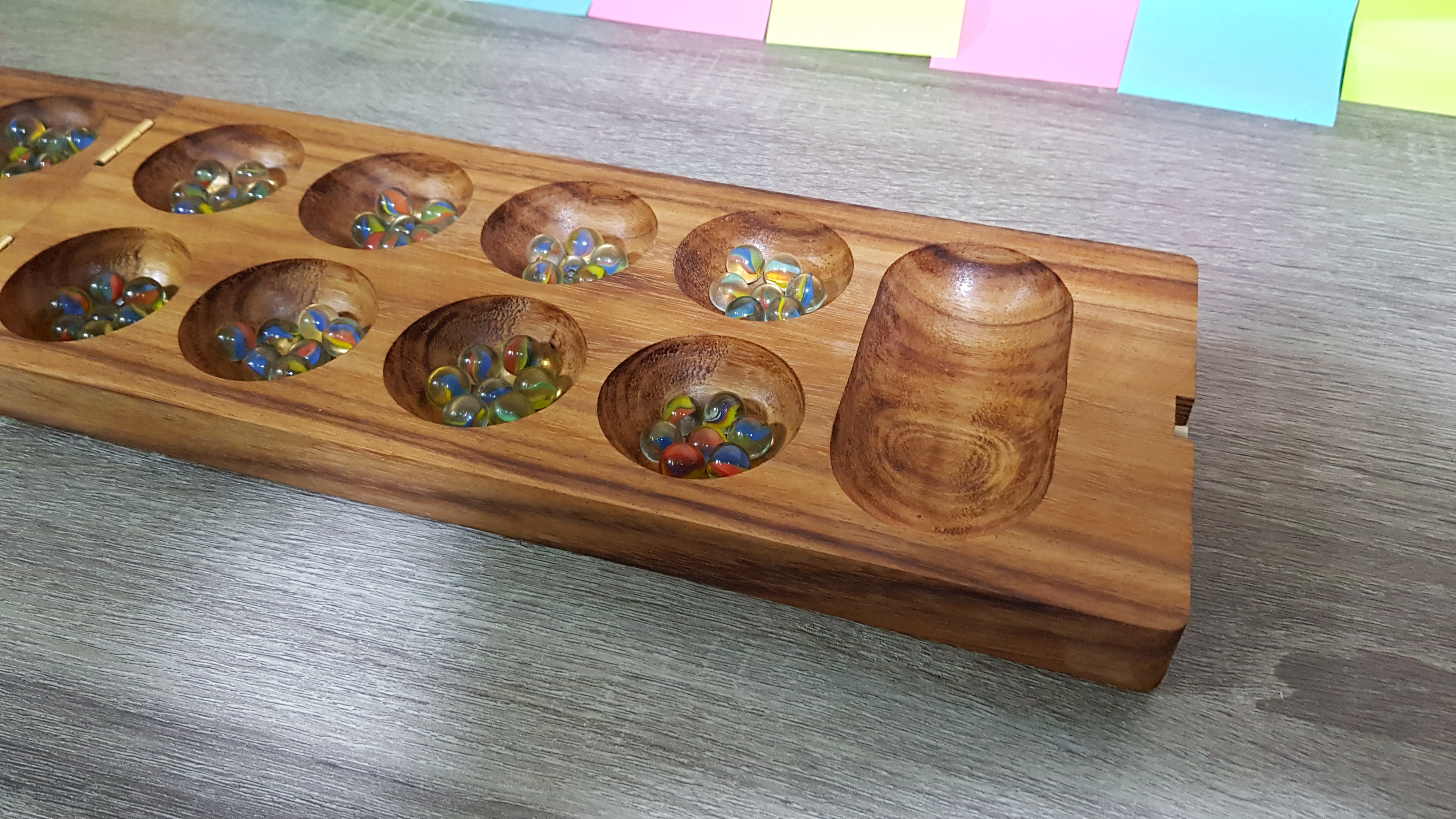 หมากขุมแบบลูกแก้วขนาดใหญ่ฝั่ง 16หลุม (Mancala/Kahala)