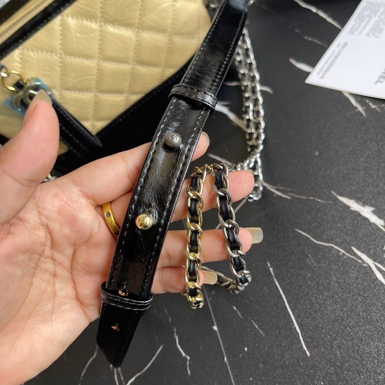 หนังแท้ CHANEL GABRIELLE HOBO BAG พร้อมส่งที่ไทย 3 สี