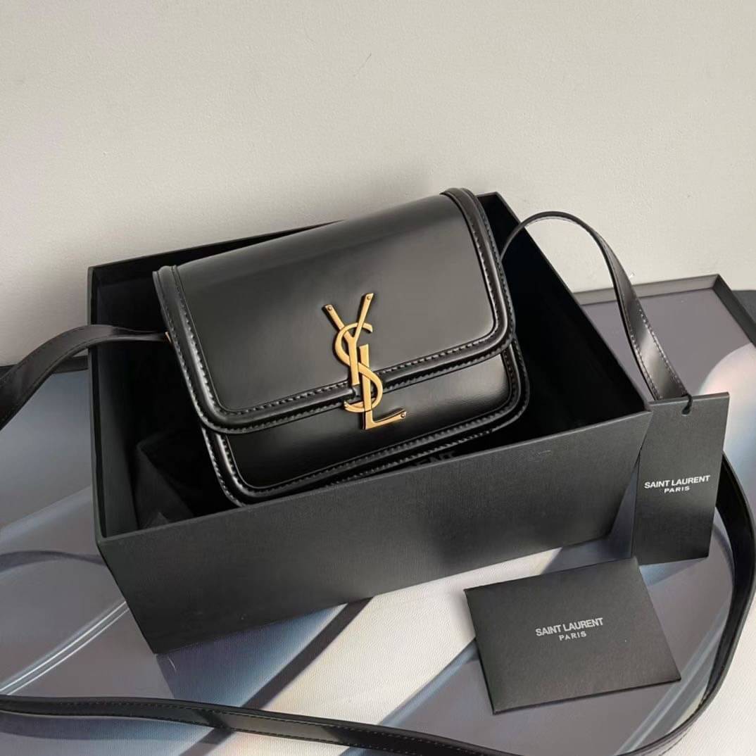 YSL Solferino crossbody bag 19cm คอลเล็คชั่นน้องโรเซ่ ROSE BLACKPINK ที่สุดแห่งความคลาสสิก เกรดออริจินอล หนังสวยมาก กระเป๋าสะพายรุ่นที่สาวๆ ทุกคนควรมีติดตู้ ภาพถ่ายจากงานขายจริง สวยตามรูป ไม่ผิดหวังค่ะ