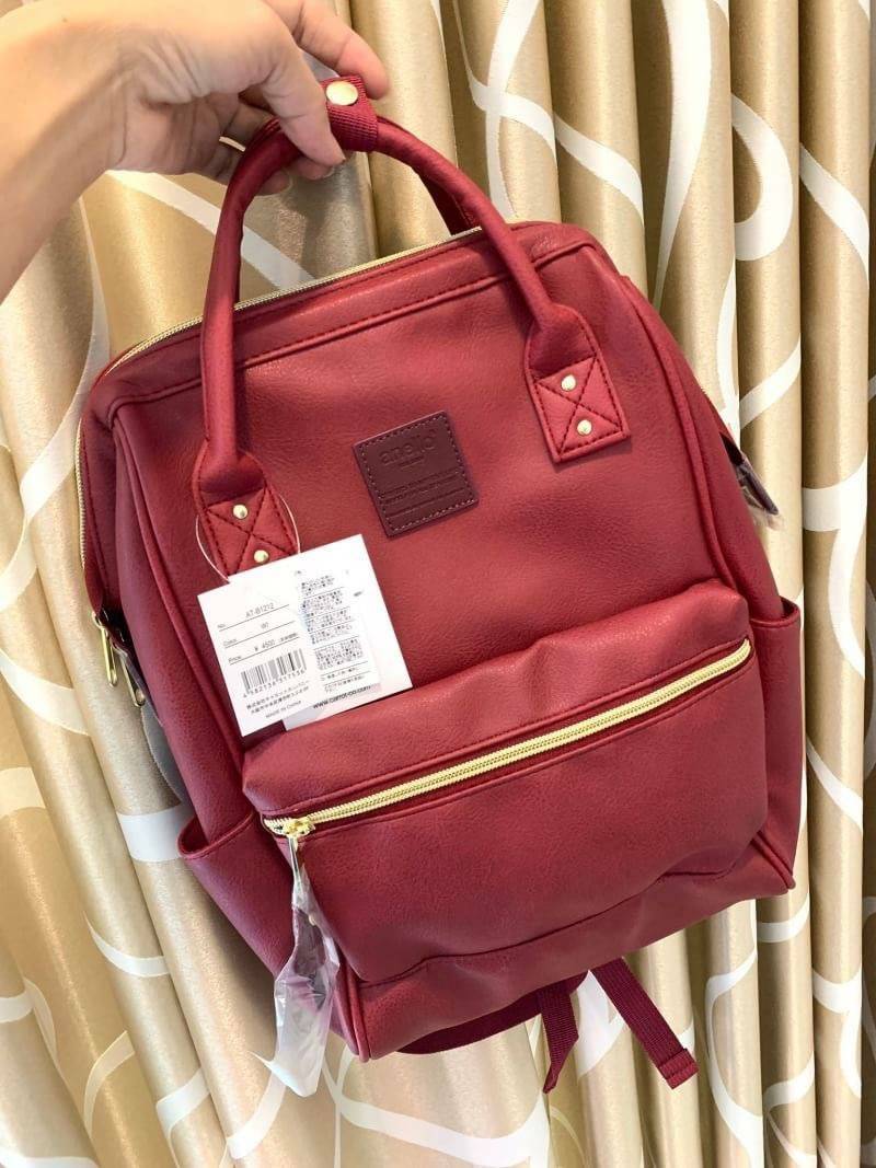 Anello polyurethane leather rucksack รุ่น Mini และ Classic กระเป๋าเป้จากแบรนด์เล็กๆมาสู่แบรนด์ดังทั้งในไทยและญี่ปุ่น วัสดุหนังpuแต่งลายหินอ่อนหนังนิ่ม กันน้ำได้ ภายในมีช่องเล็ก2ช่อง เปิดปิดด้วยซิปคู่ ปากกระเป๋าเป็นโครงสะดวกต่อการหยิบจับของภายใน ด้านข้างมี