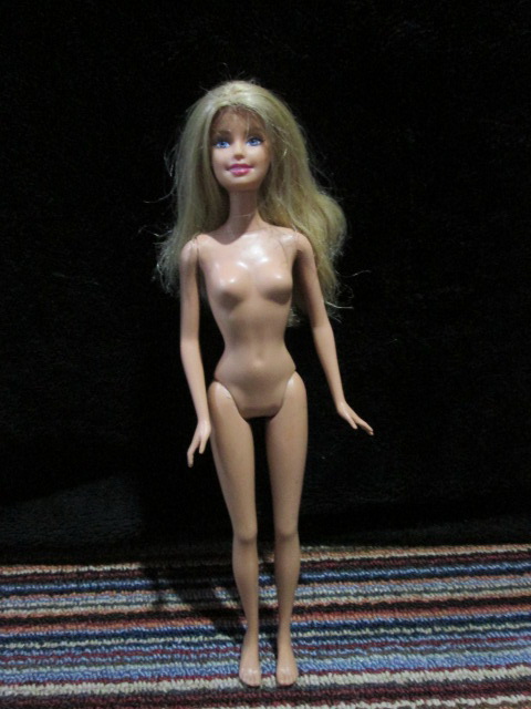 ตุ๊กตา Barbie มือสองของแท้ by Mattel ค่ะ